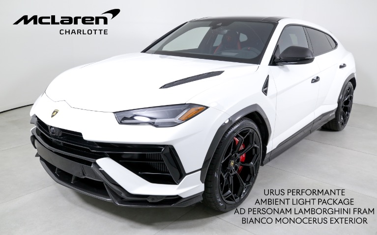 2023 LAMBORGHINI URUS