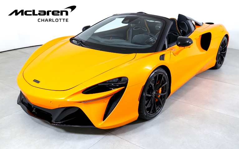 2025 MCLAREN ARTURA SPIDER