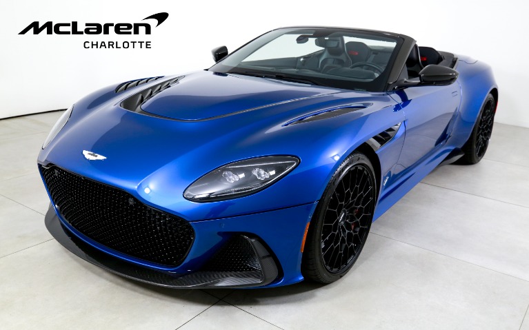 2023 Aston Martin DBS