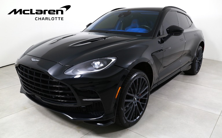 2023 Aston Martin DBX