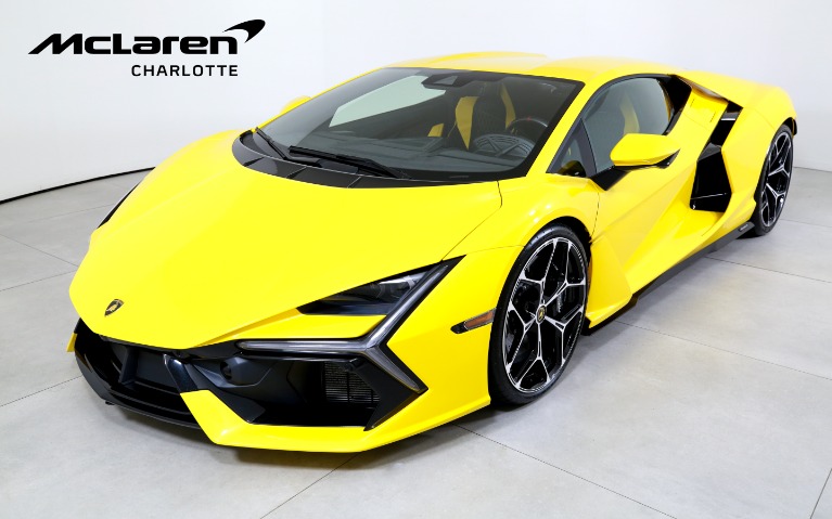 2025 Lamborghini Revuelto