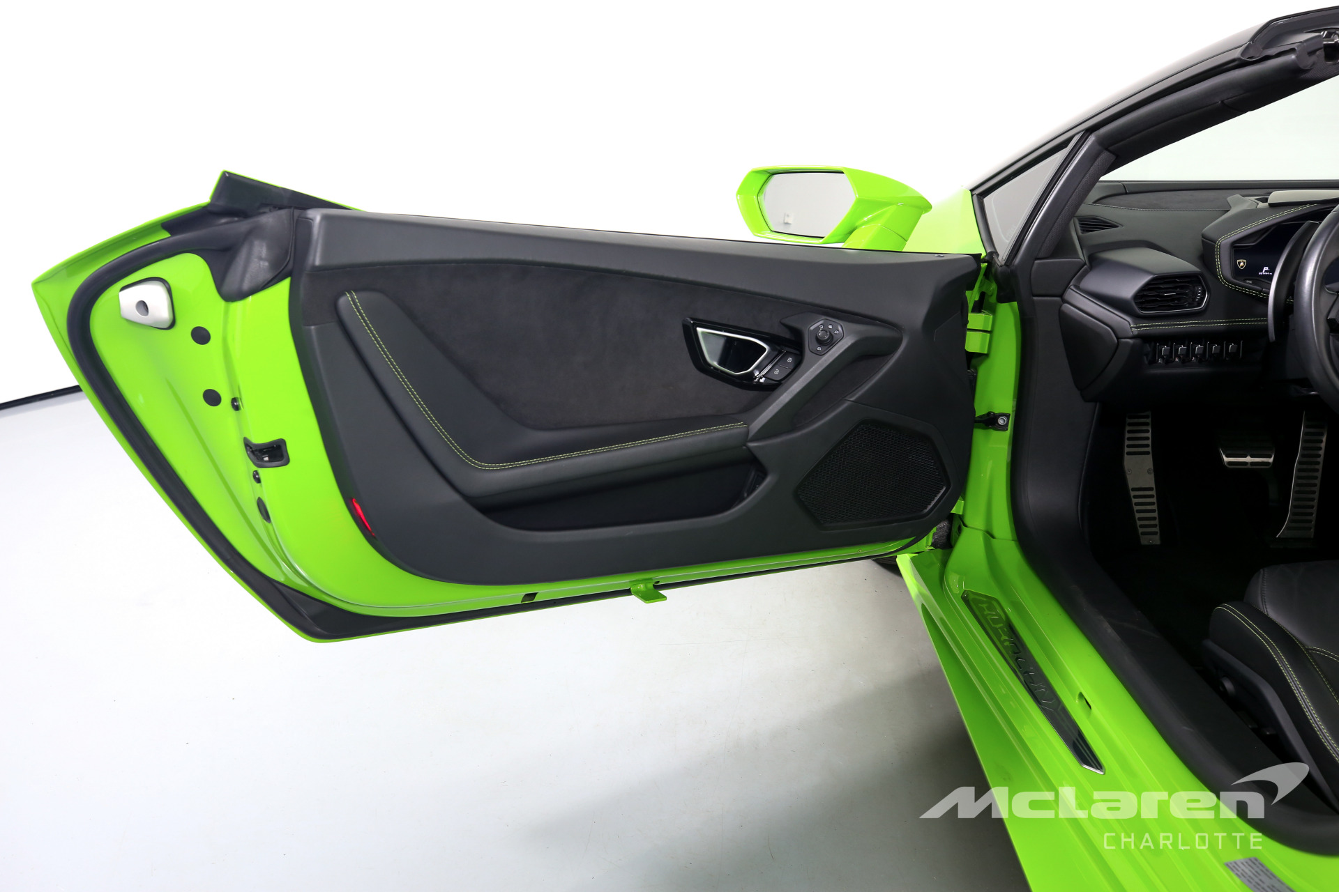 Used 2017 Lamborghini Huracan LP 610-4 Spyder | Charlotte, NC
