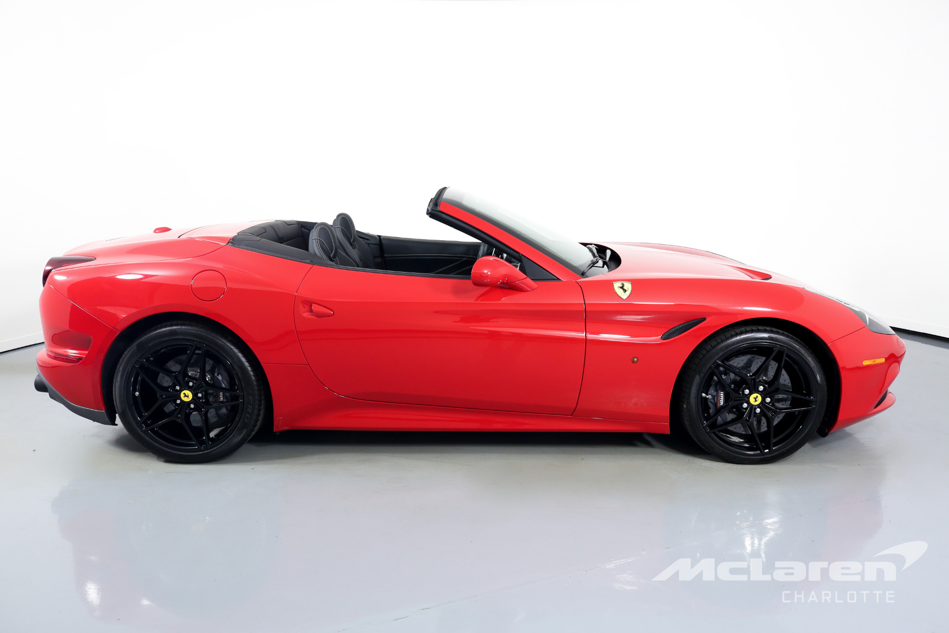 Used 2017 Ferrari California T Base | Charlotte, NC