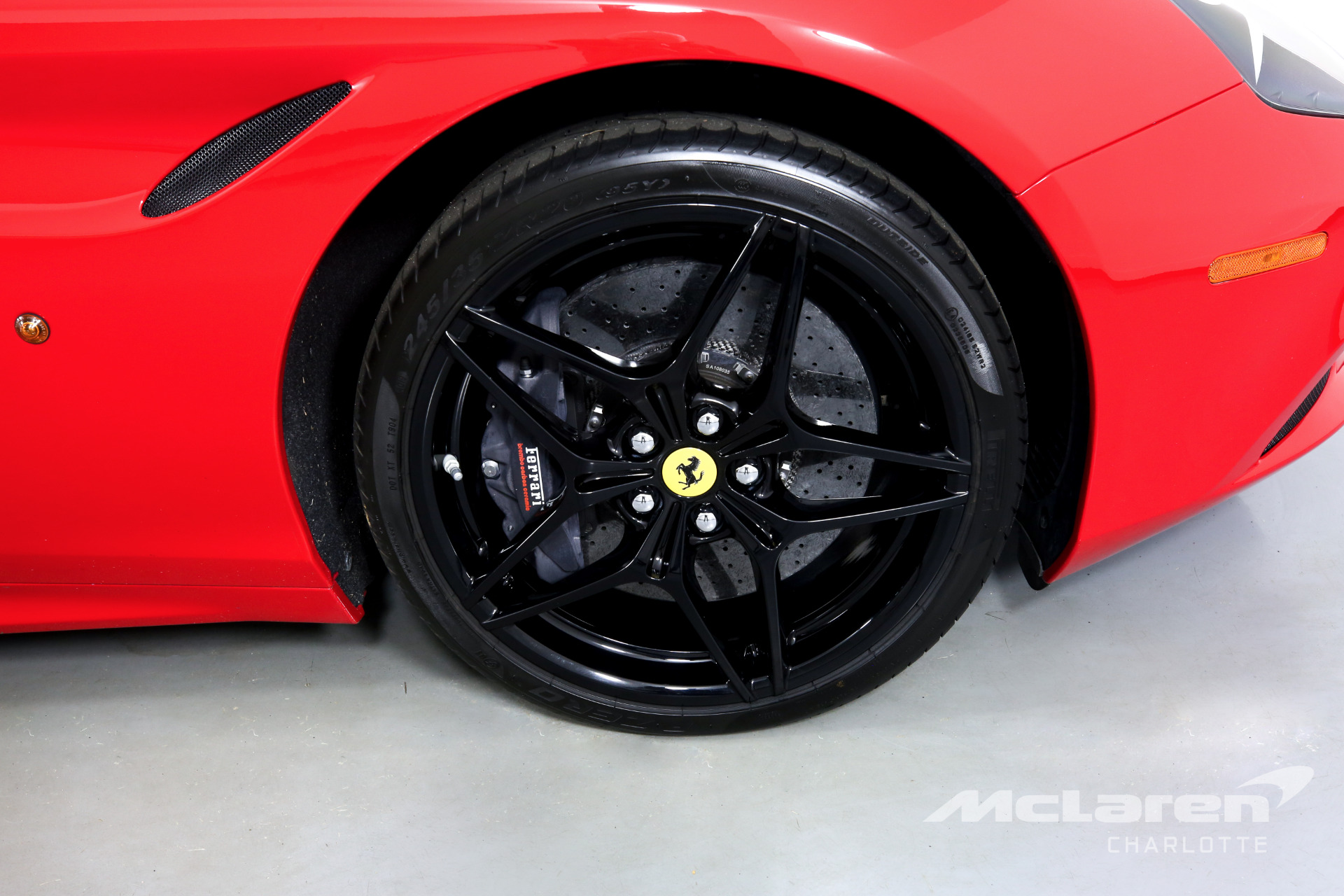 Used 2017 Ferrari California T Base | Charlotte, NC