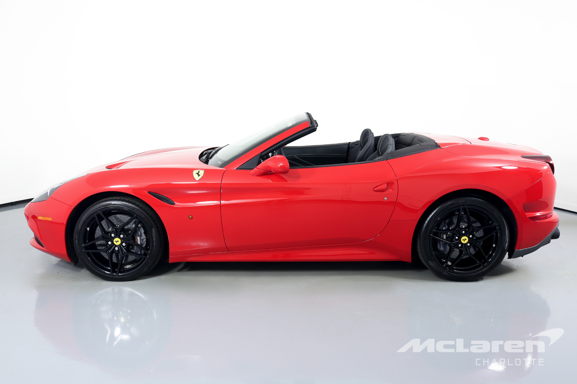 Used 2017 Ferrari California T Base | Charlotte, NC