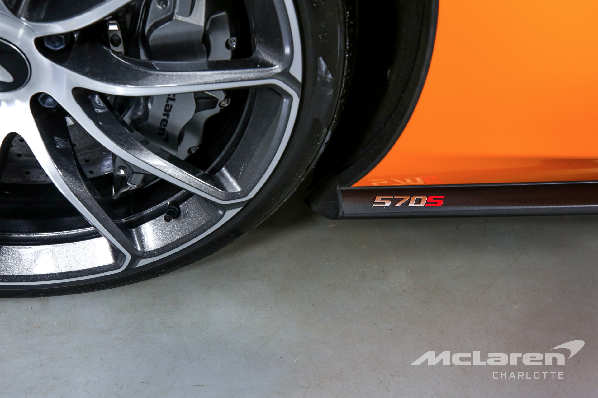 Used 2019 McLaren 570S Spider Base | Charlotte, NC