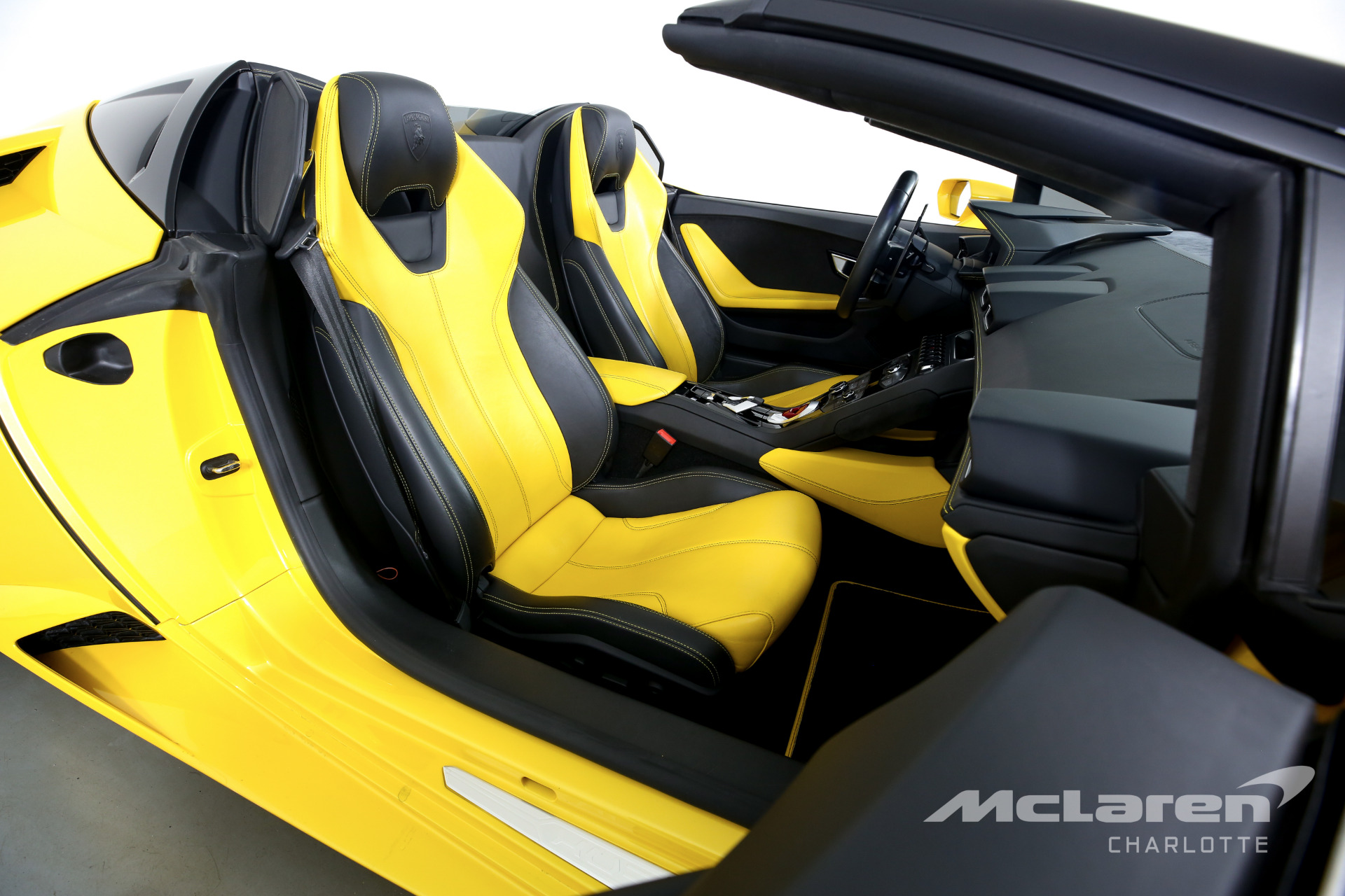 Used 2016 LAMBORGHINI HURACAN SPYDER LR 610-4 | Charlotte, NC
