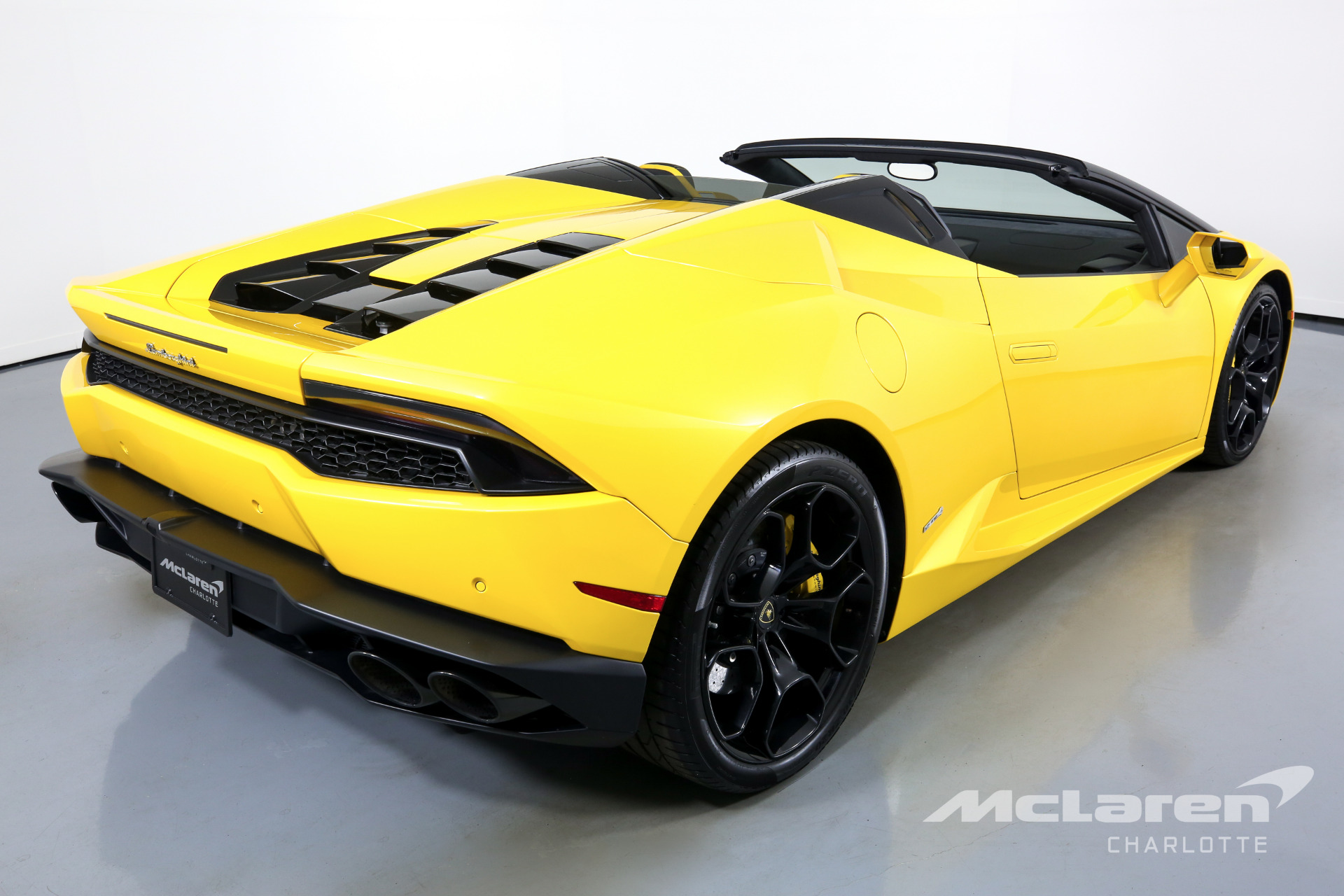 Used 2016 LAMBORGHINI HURACAN SPYDER LR 610-4 | Charlotte, NC