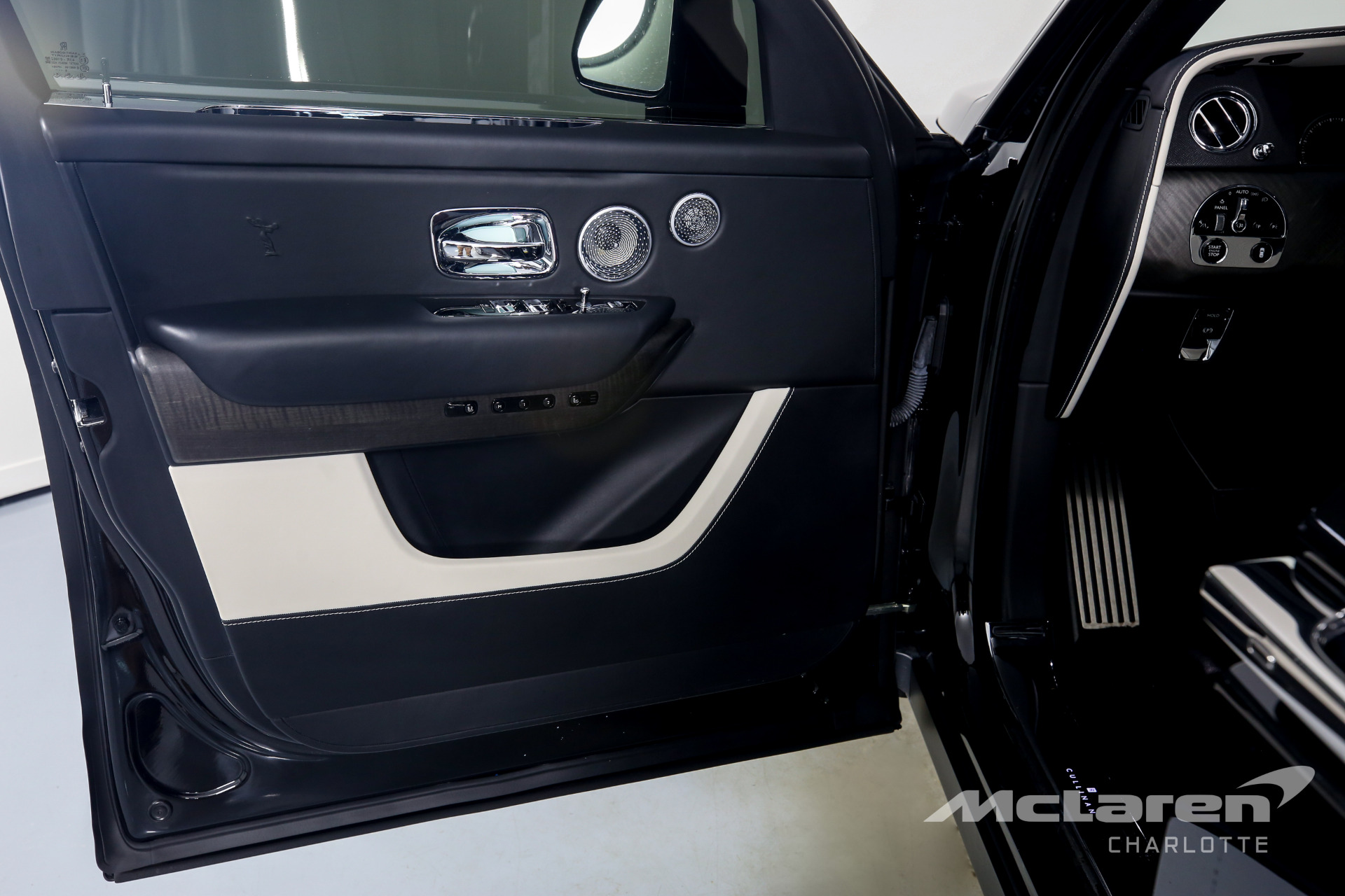 Used 2019 Rolls-Royce Cullinan | Charlotte, NC