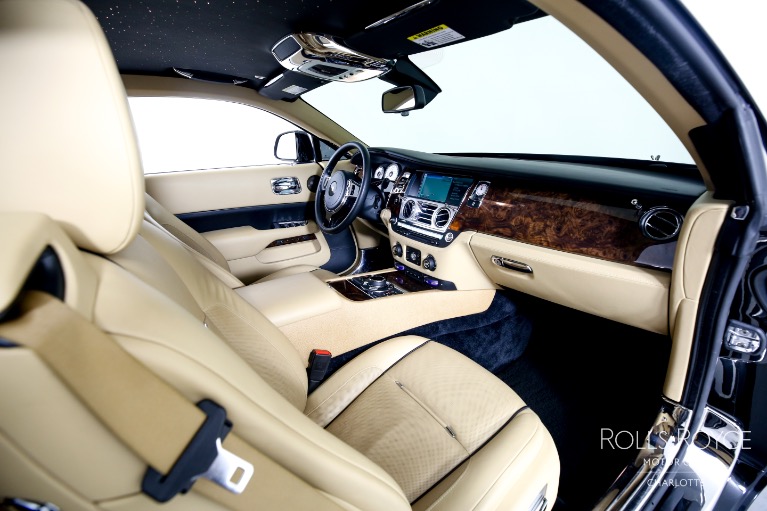 Used-2016-Rolls-Royce-Wraith