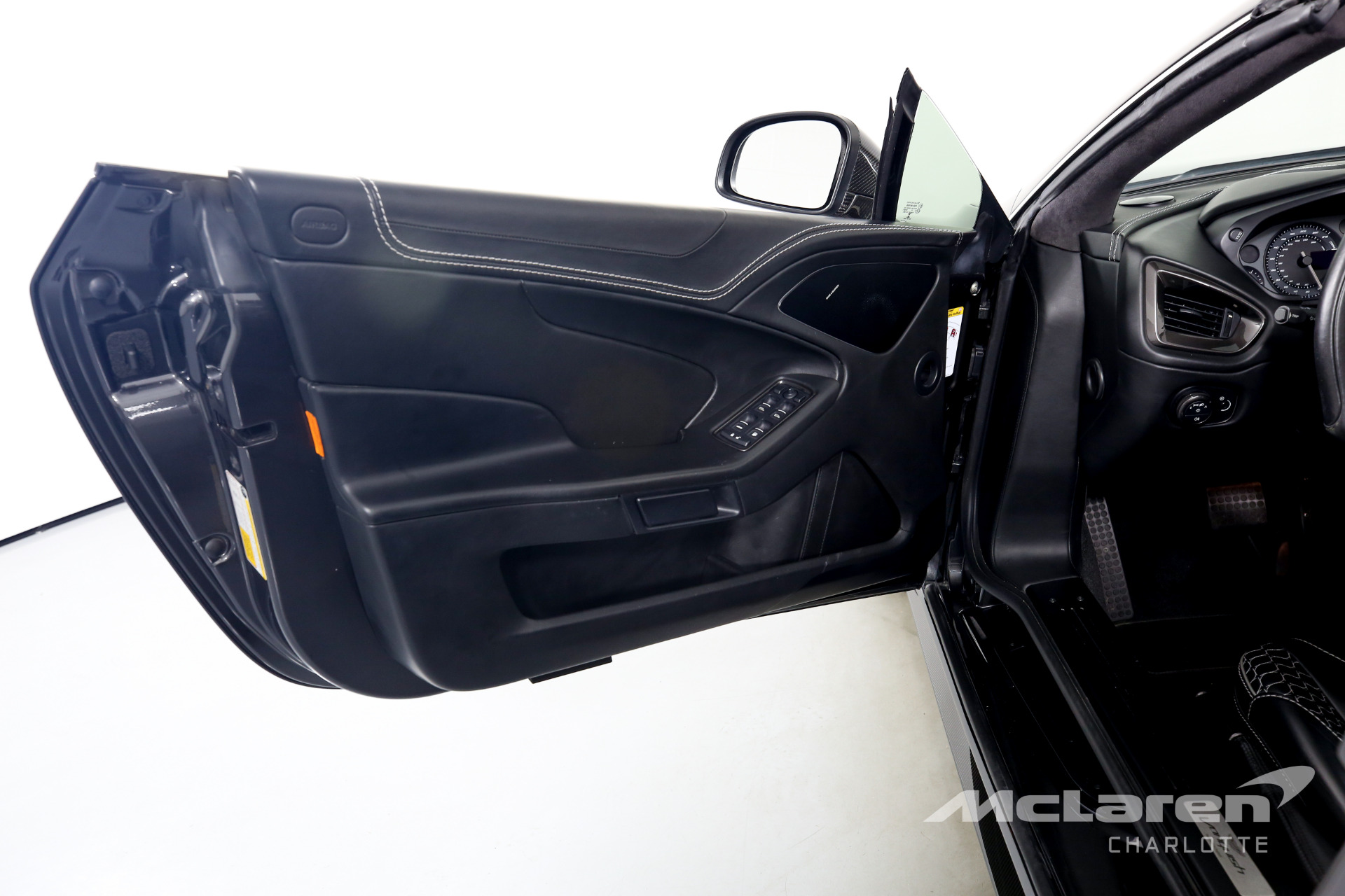 Used 2014 Aston Martin Vanquish Volante | Charlotte, NC