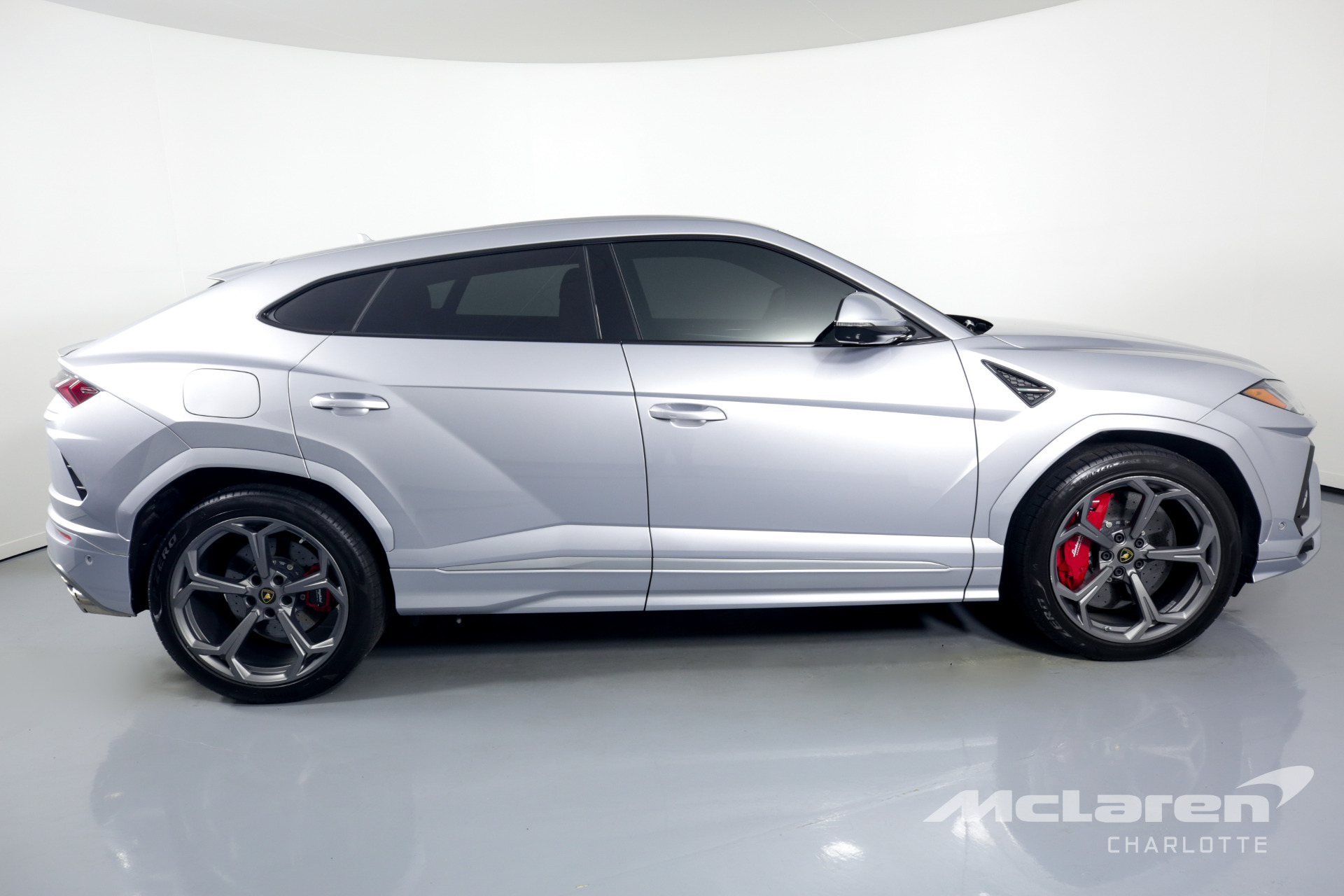 Used 2019 LAMBORGHINI URUS | Charlotte, NC