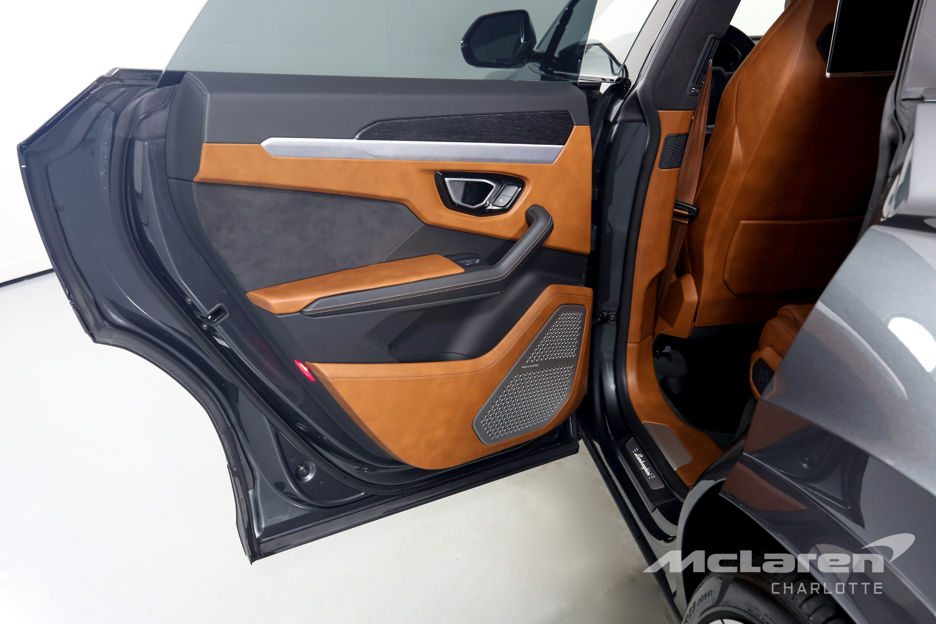 Used 2019 LAMBORGHINI URUS | Charlotte, NC