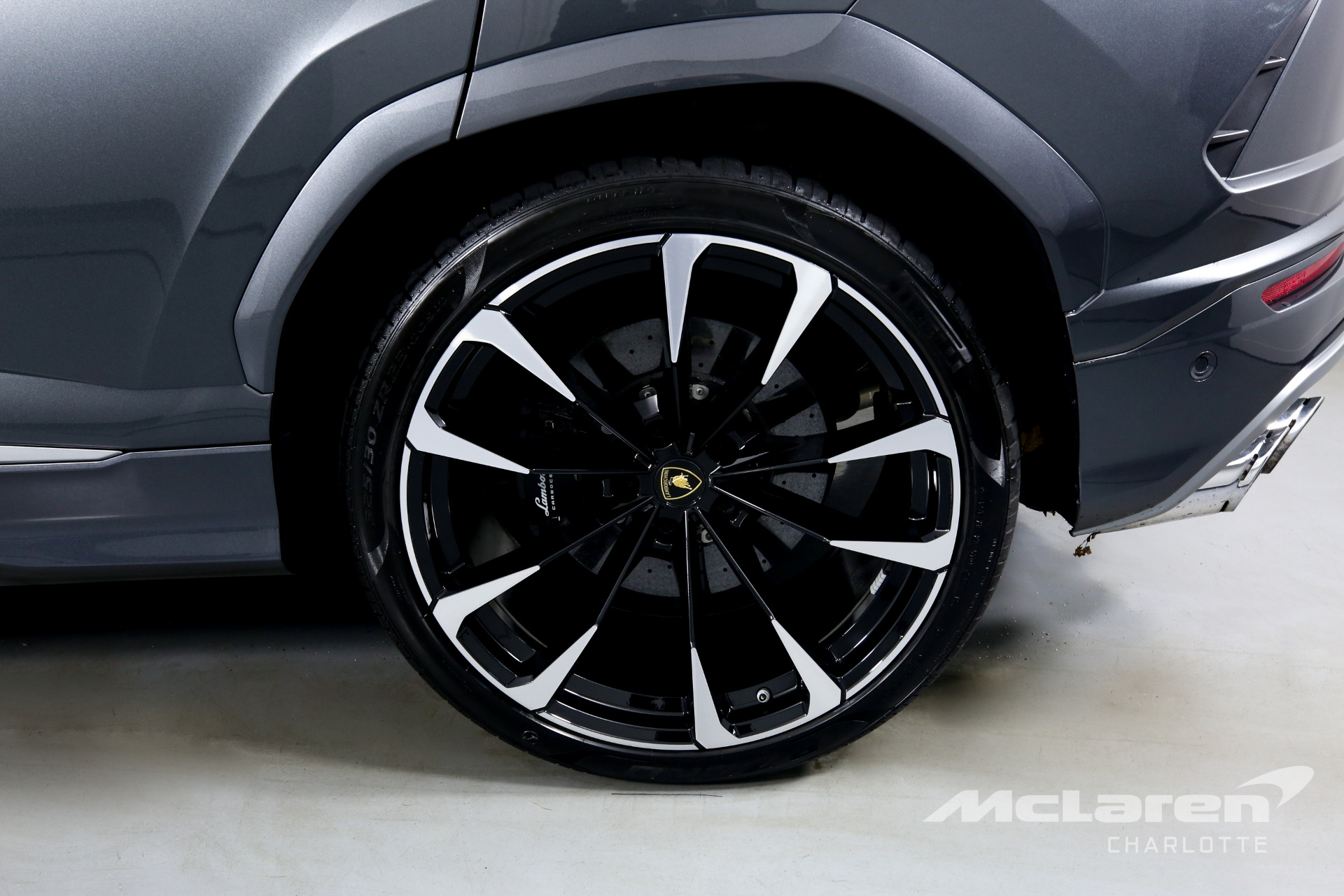 Used 2019 LAMBORGHINI URUS | Charlotte, NC