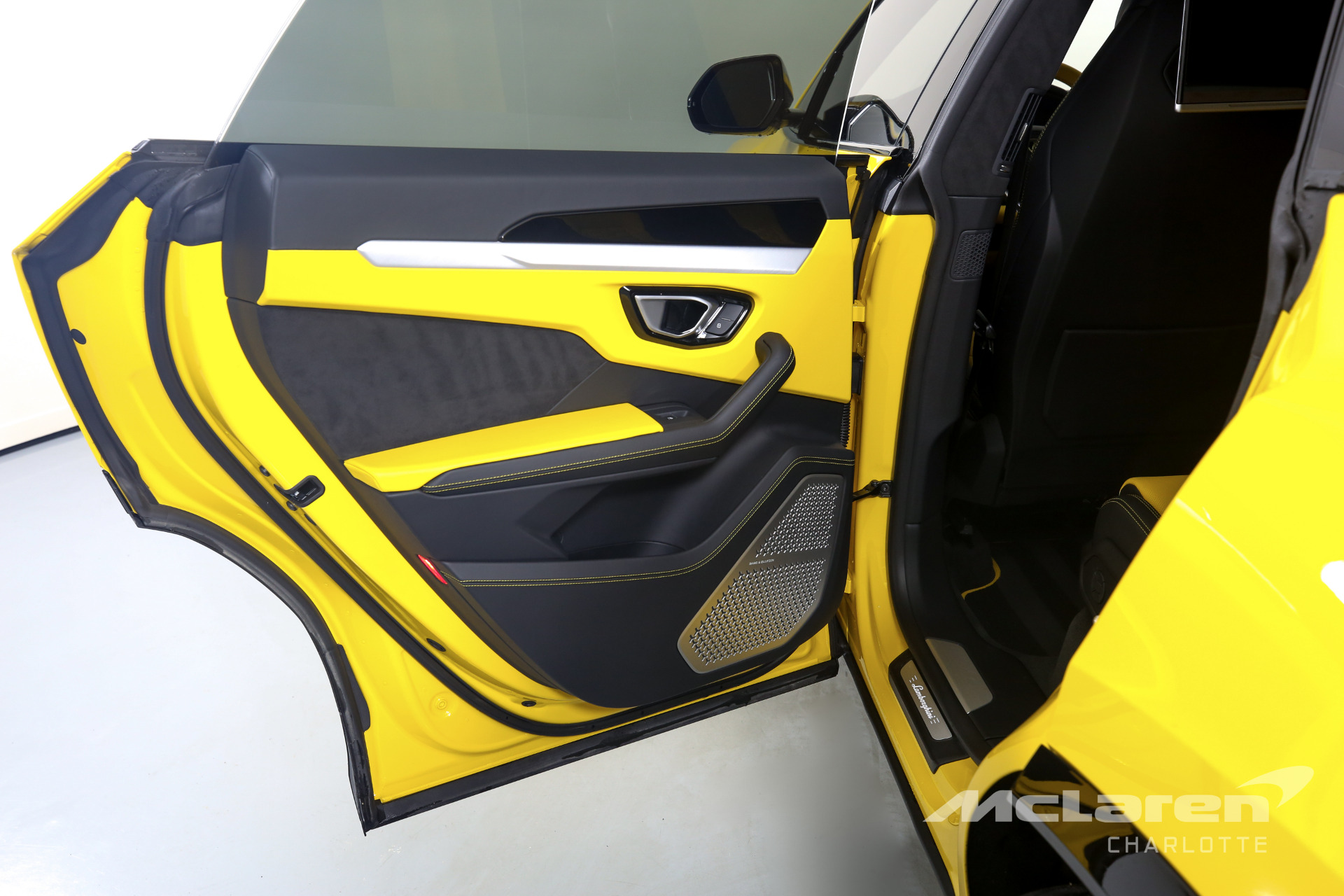 Used 2019 LAMBORGHINI URUS | Charlotte, NC