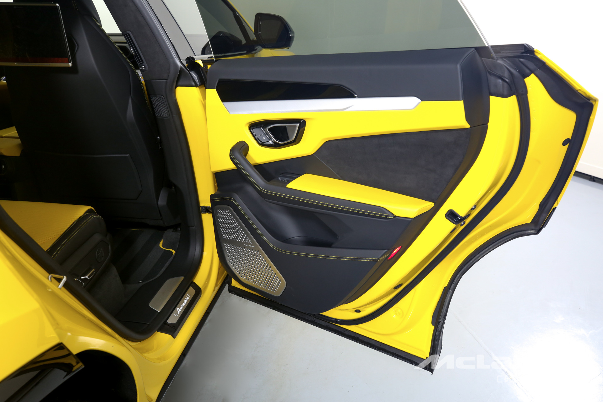 Used 2019 LAMBORGHINI URUS | Charlotte, NC