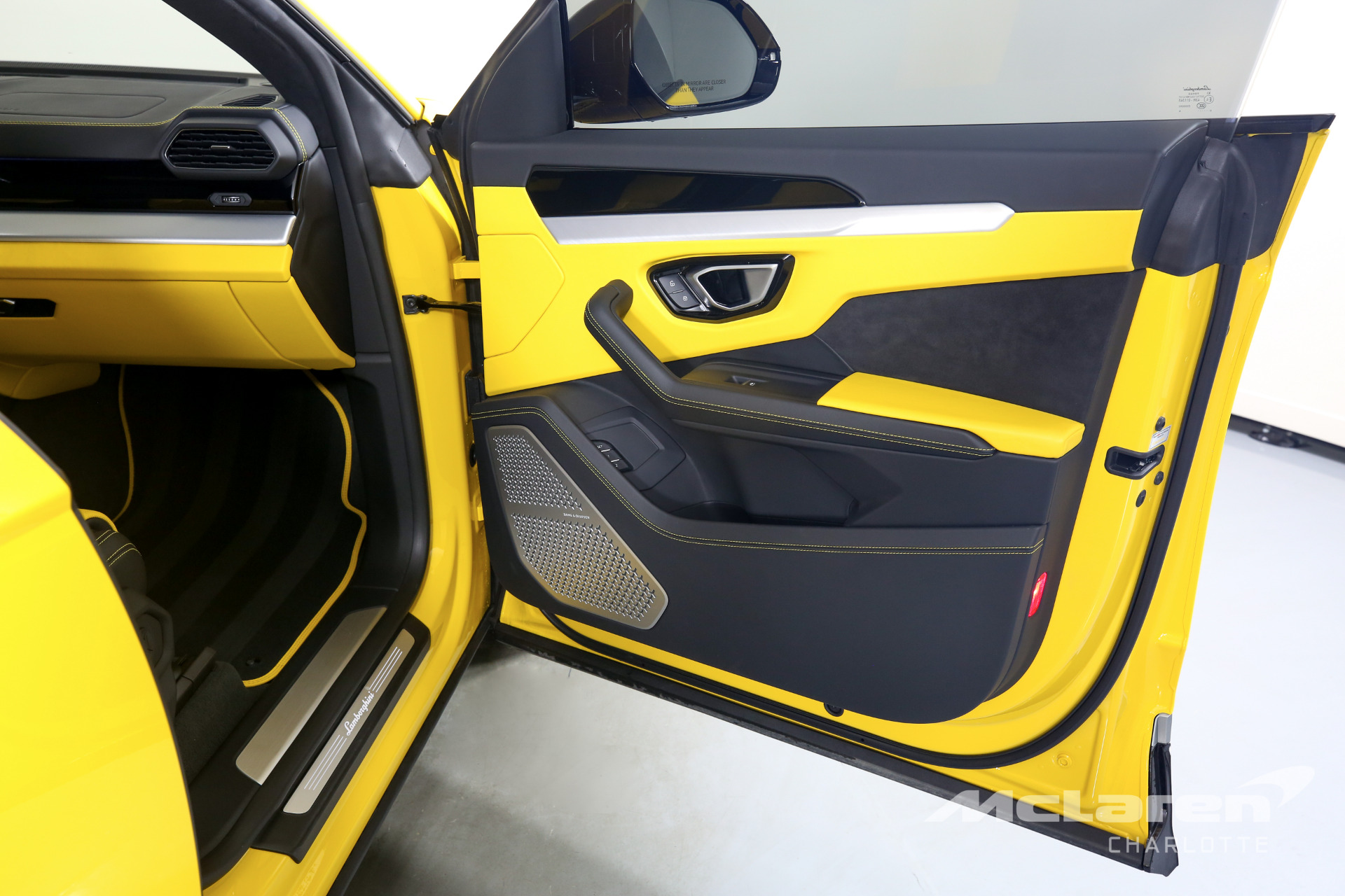 Used 2019 LAMBORGHINI URUS | Charlotte, NC