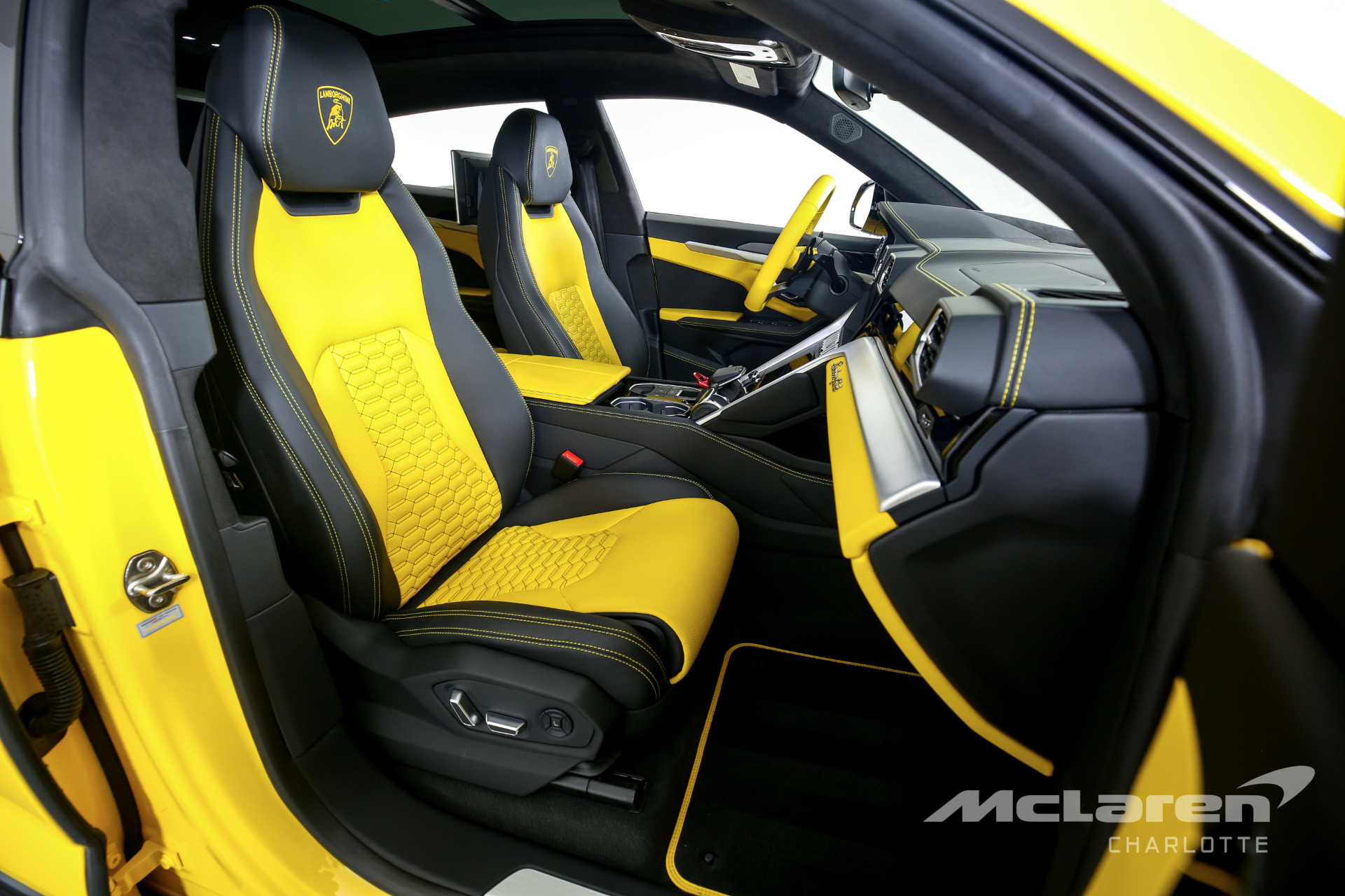 Used 2019 LAMBORGHINI URUS | Charlotte, NC