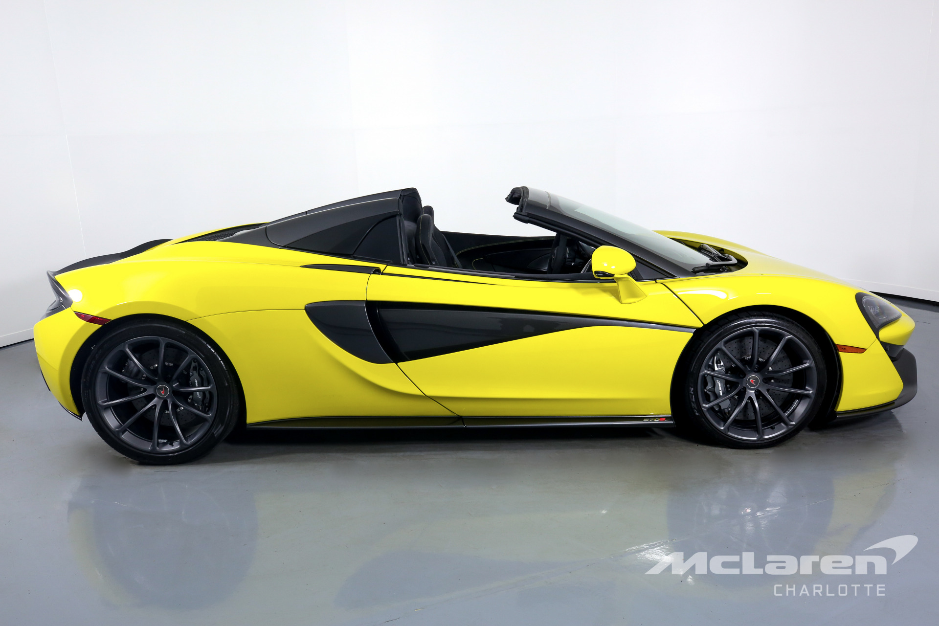 Used 2018 McLaren 570S Spider | Charlotte, NC