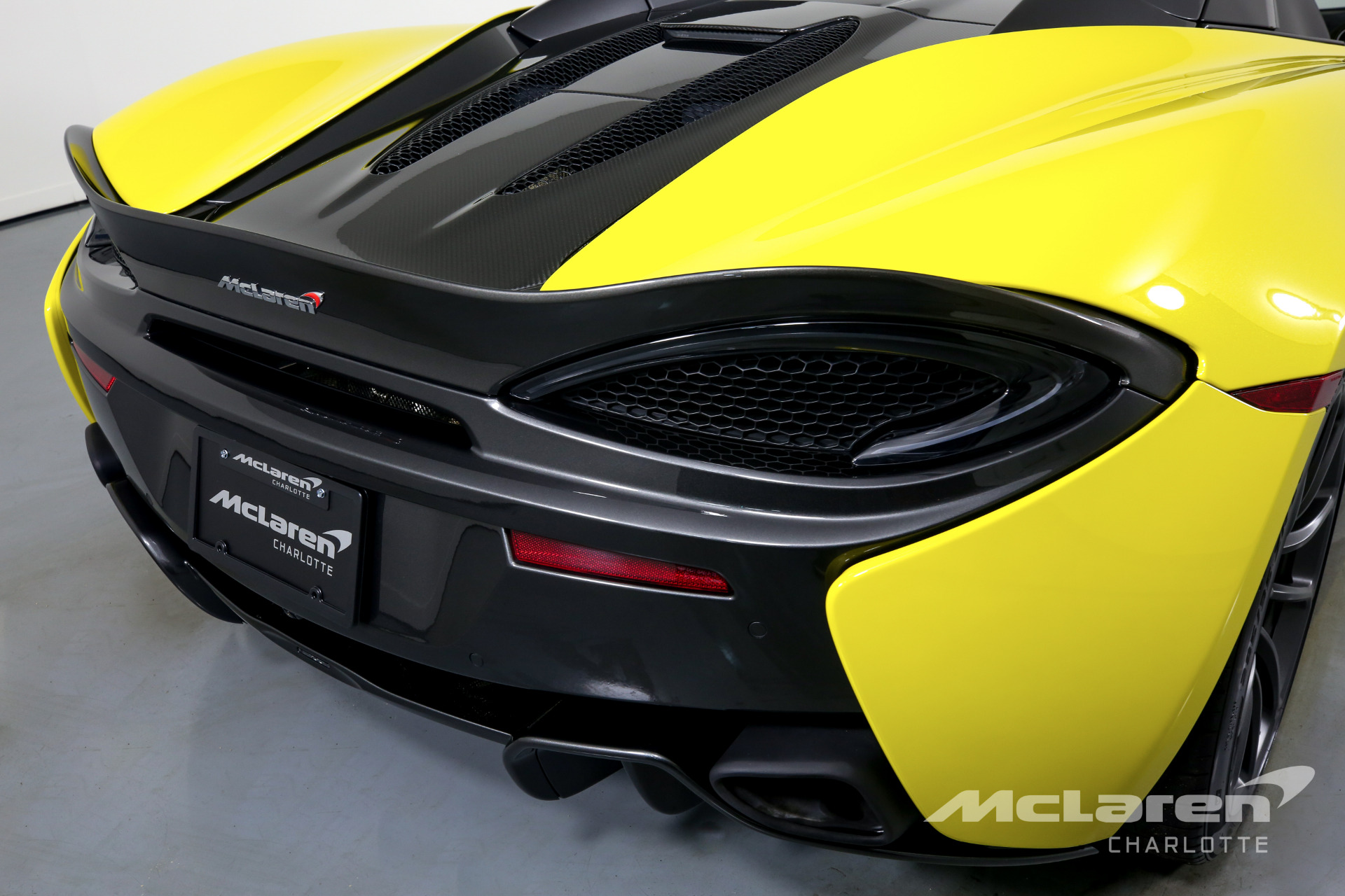 Used 2018 McLaren 570S Spider | Charlotte, NC