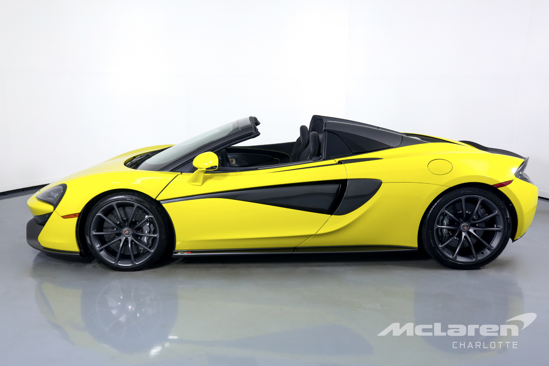 Used 2018 McLaren 570S Spider | Charlotte, NC