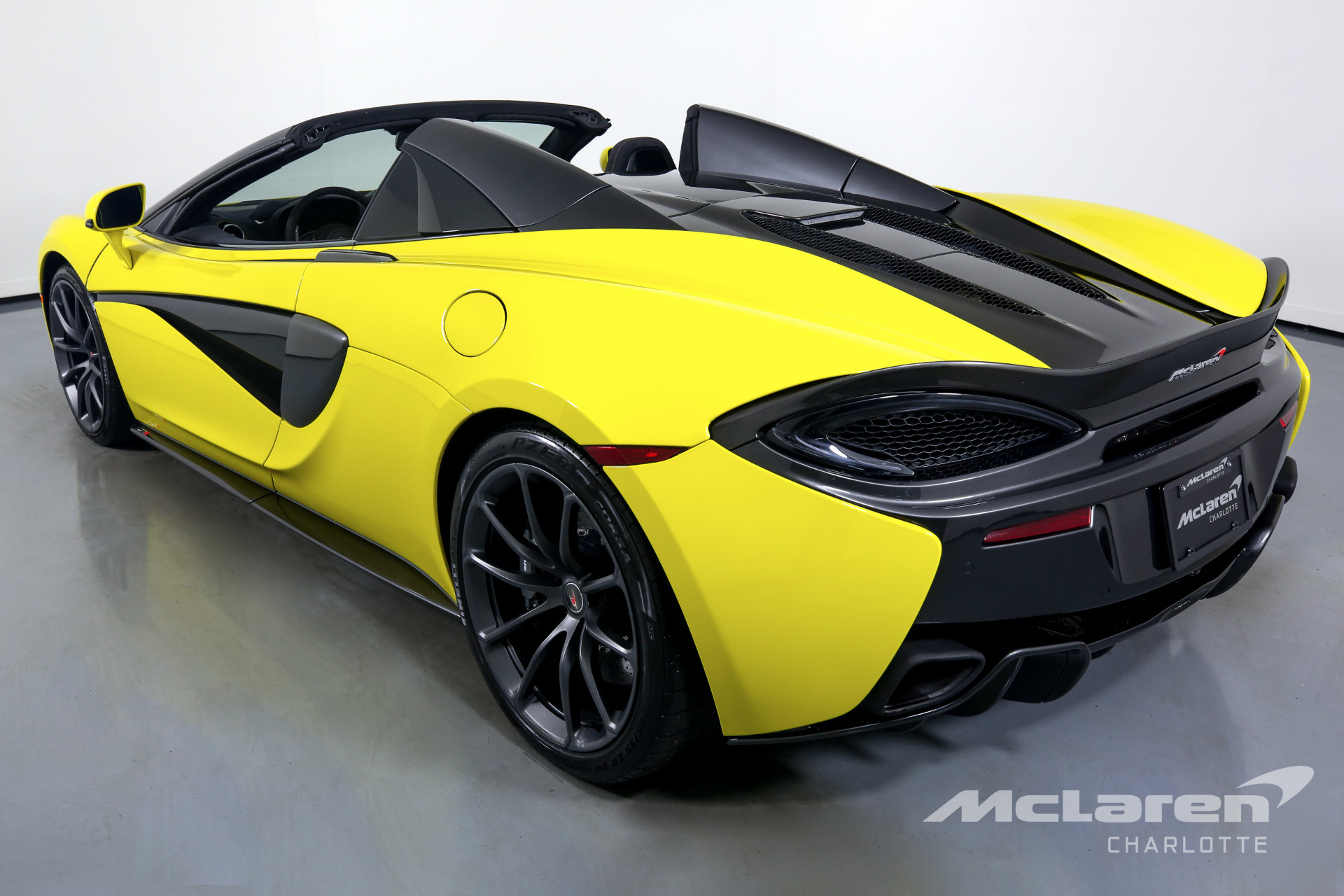 Used 2018 McLaren 570S Spider | Charlotte, NC