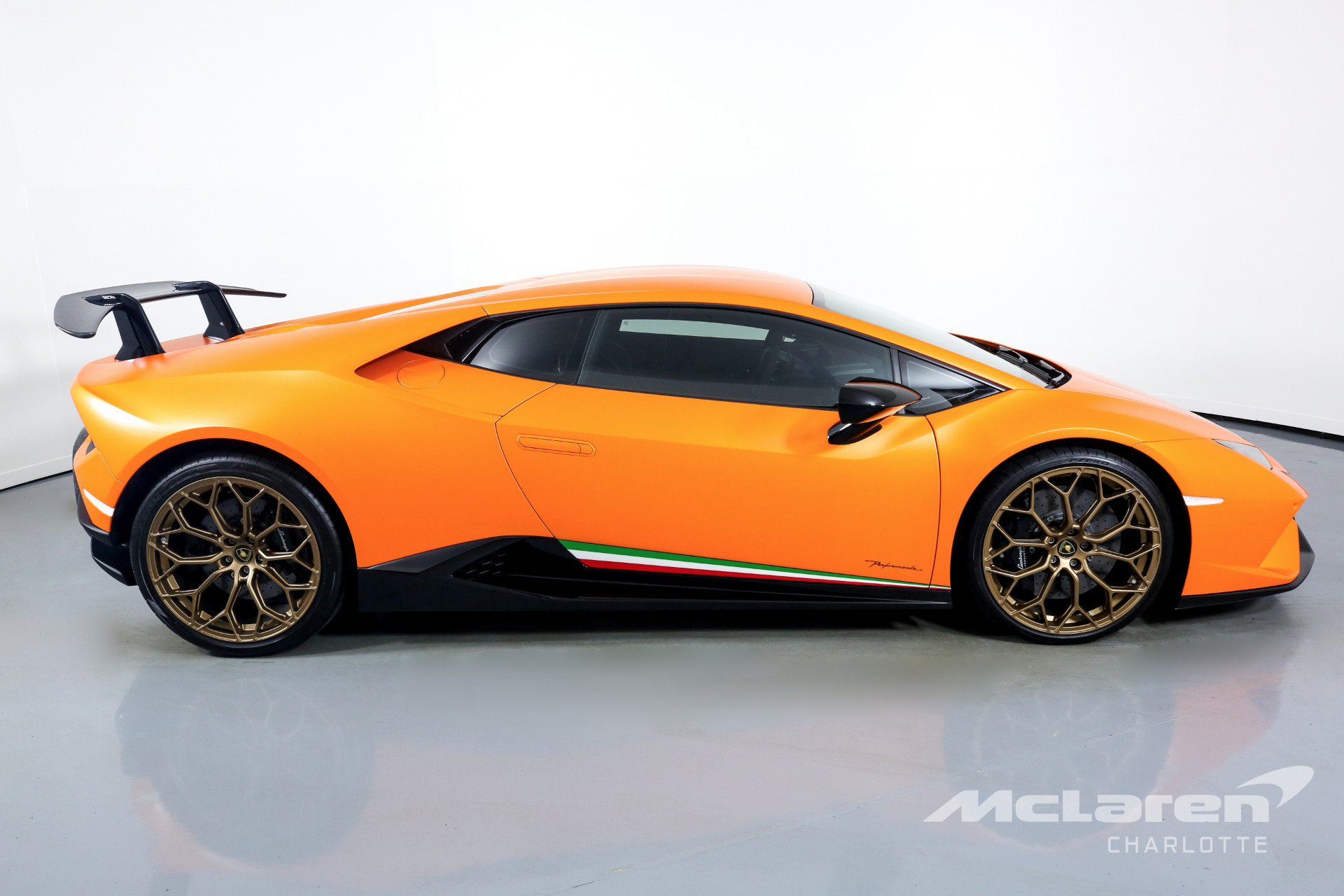 Used 2018 Lamborghini Huracan LP 640-4 Performante | Charlotte, NC
