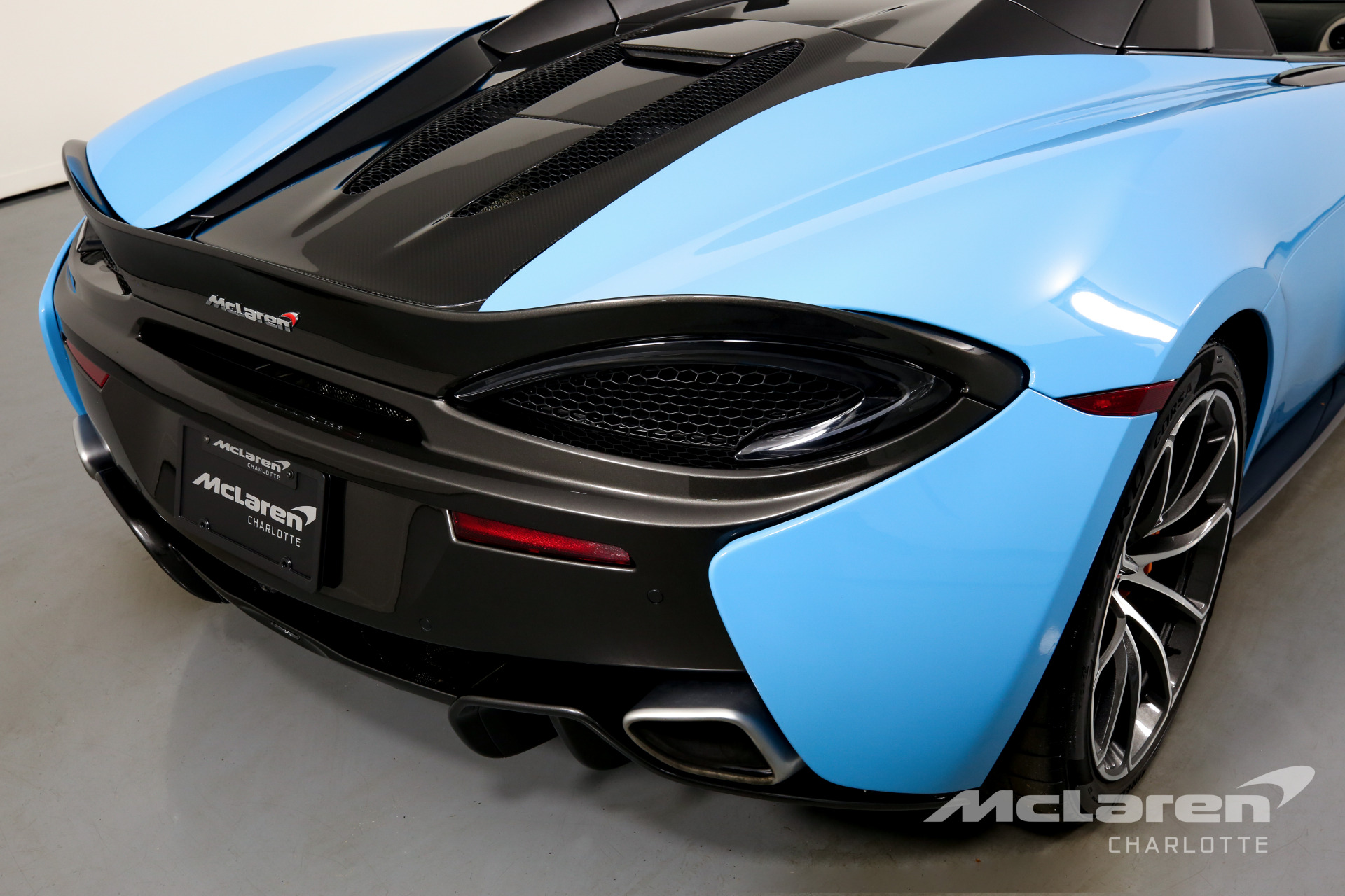 Used 2018 McLaren 570S Spider | Charlotte, NC
