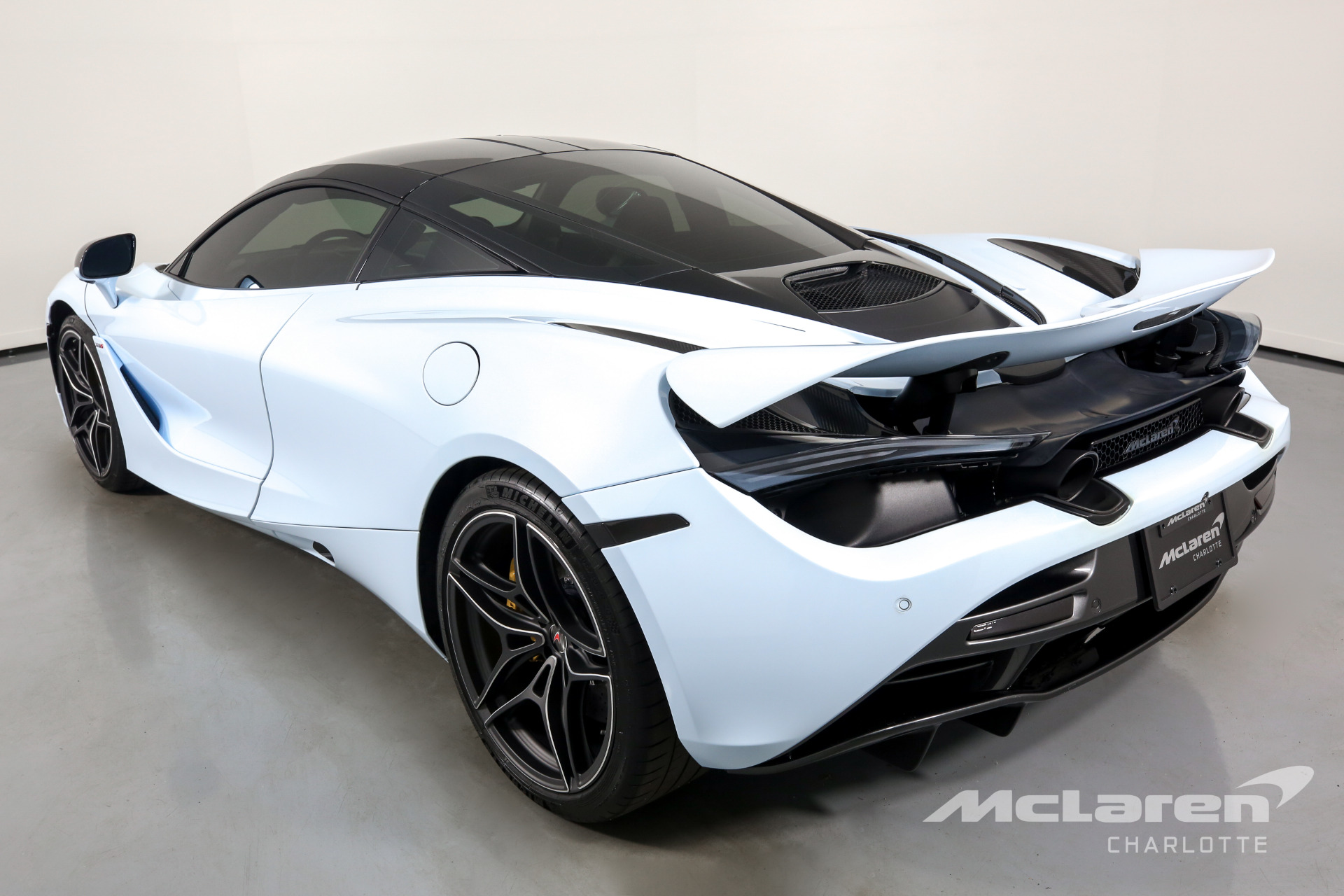 Used 2018 McLaren 720S Performance | Charlotte, NC