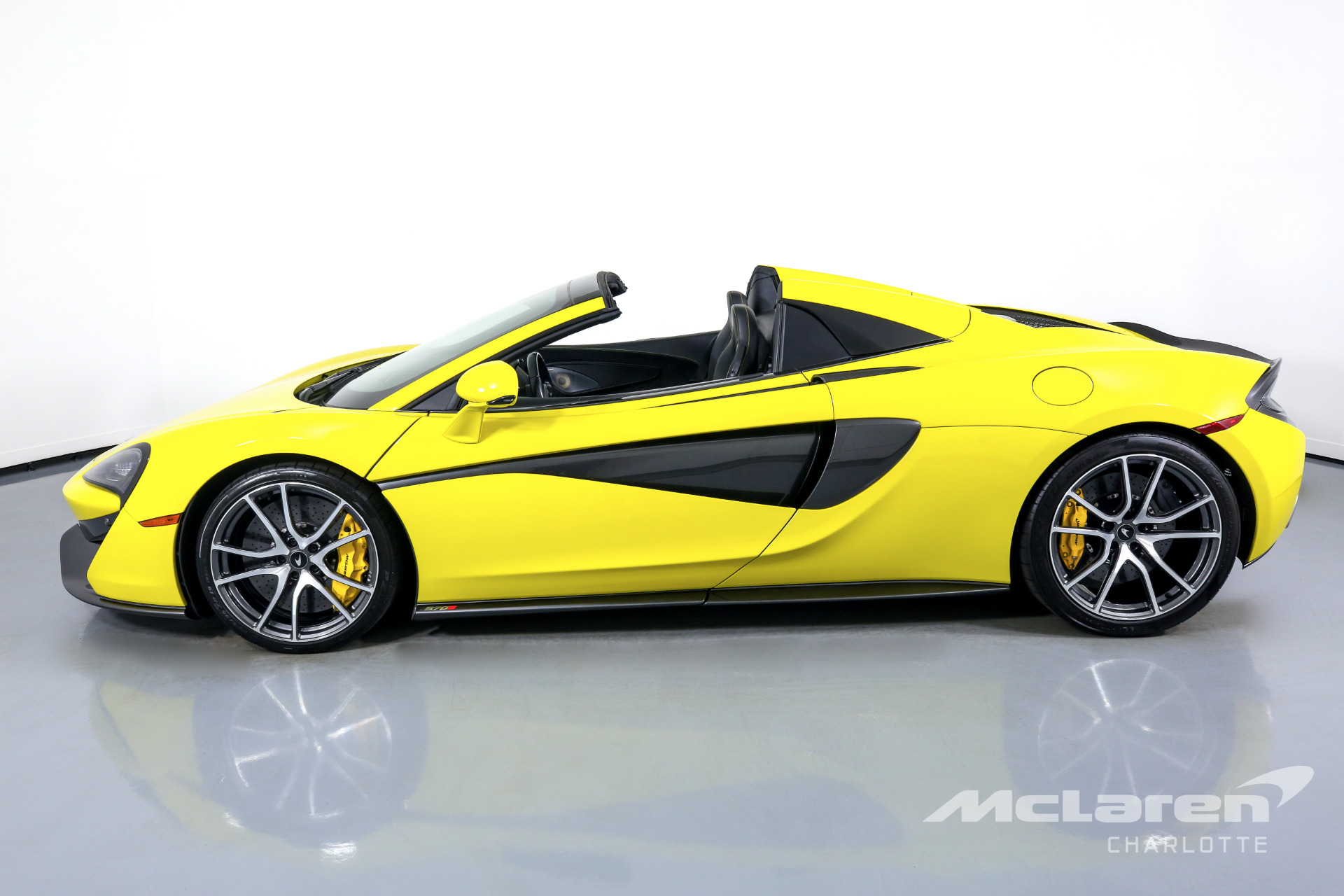 Used 2019 McLaren 570S Spider | Charlotte, NC