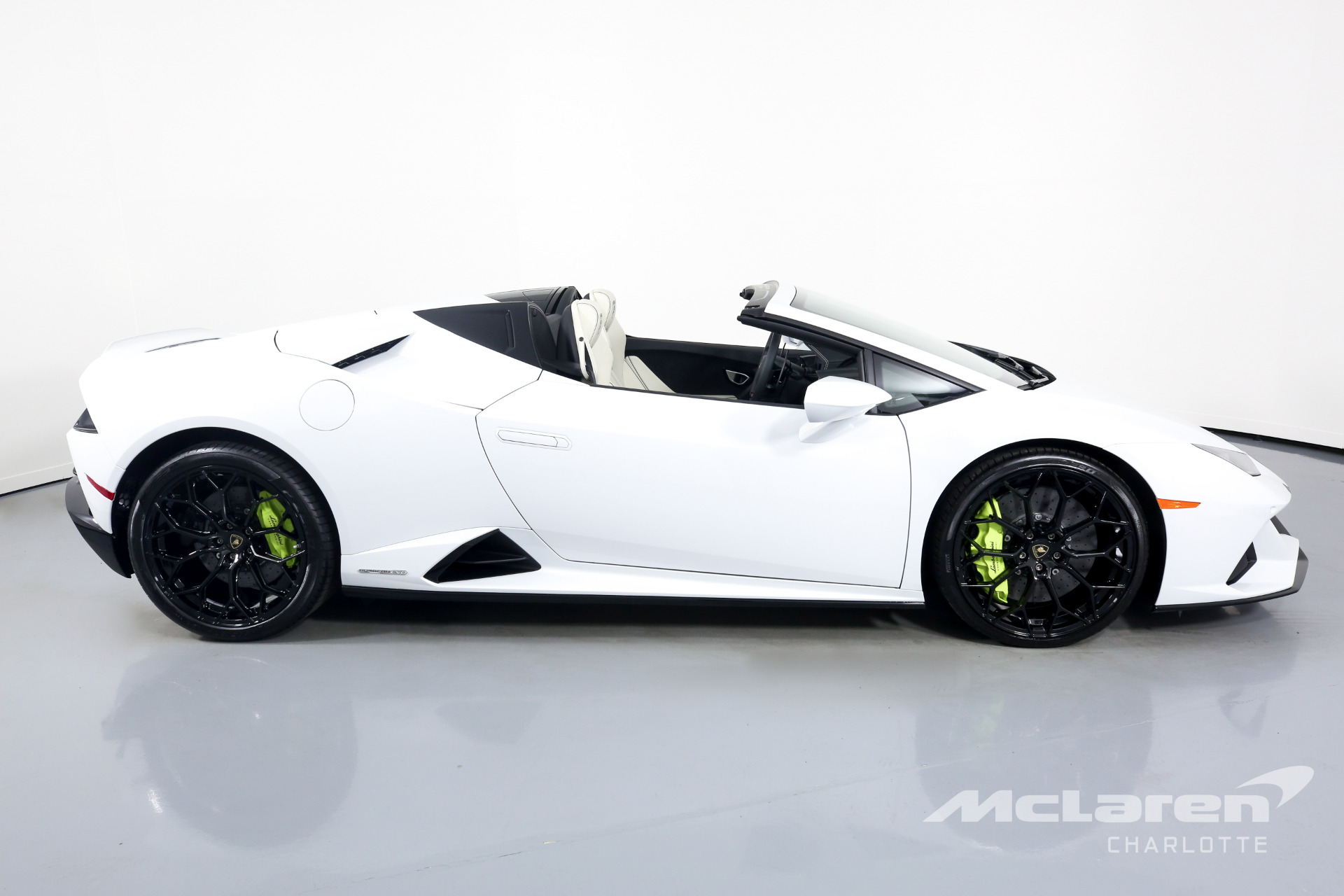 Used 2020 Lamborghini Huracan LP 640-4 EVO Spyder | Charlotte, NC
