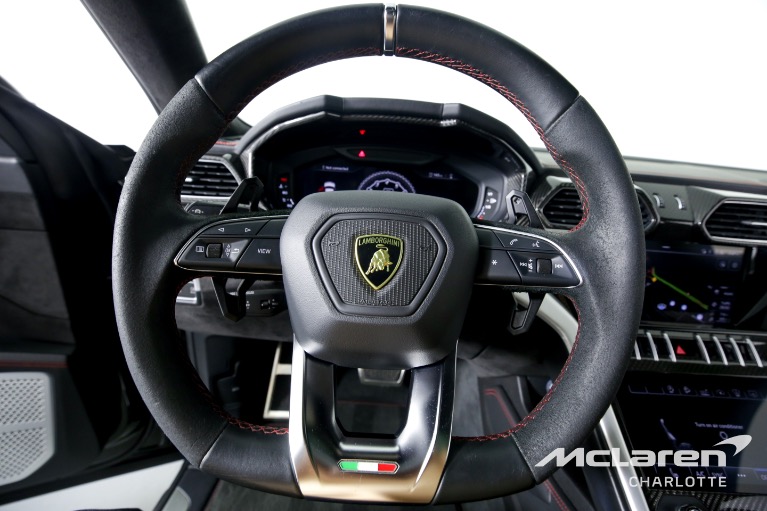 Used-2020-LAMBORGHINI-URUS