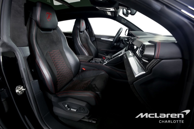 Used-2020-LAMBORGHINI-URUS