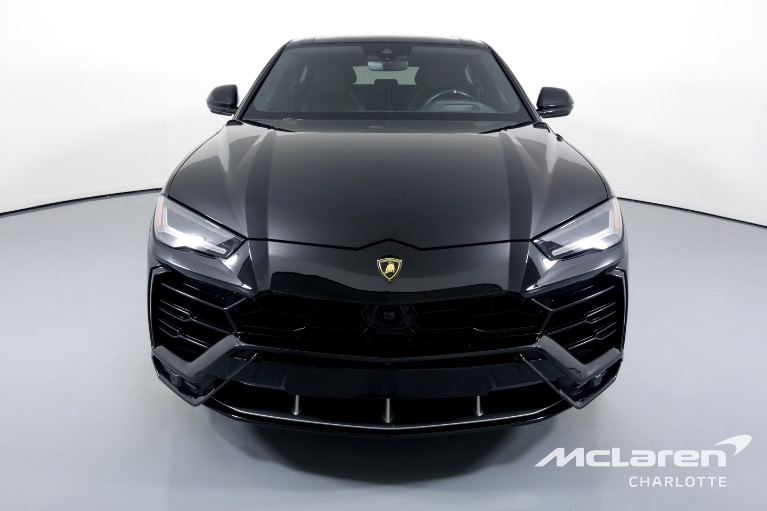 Used-2020-LAMBORGHINI-URUS