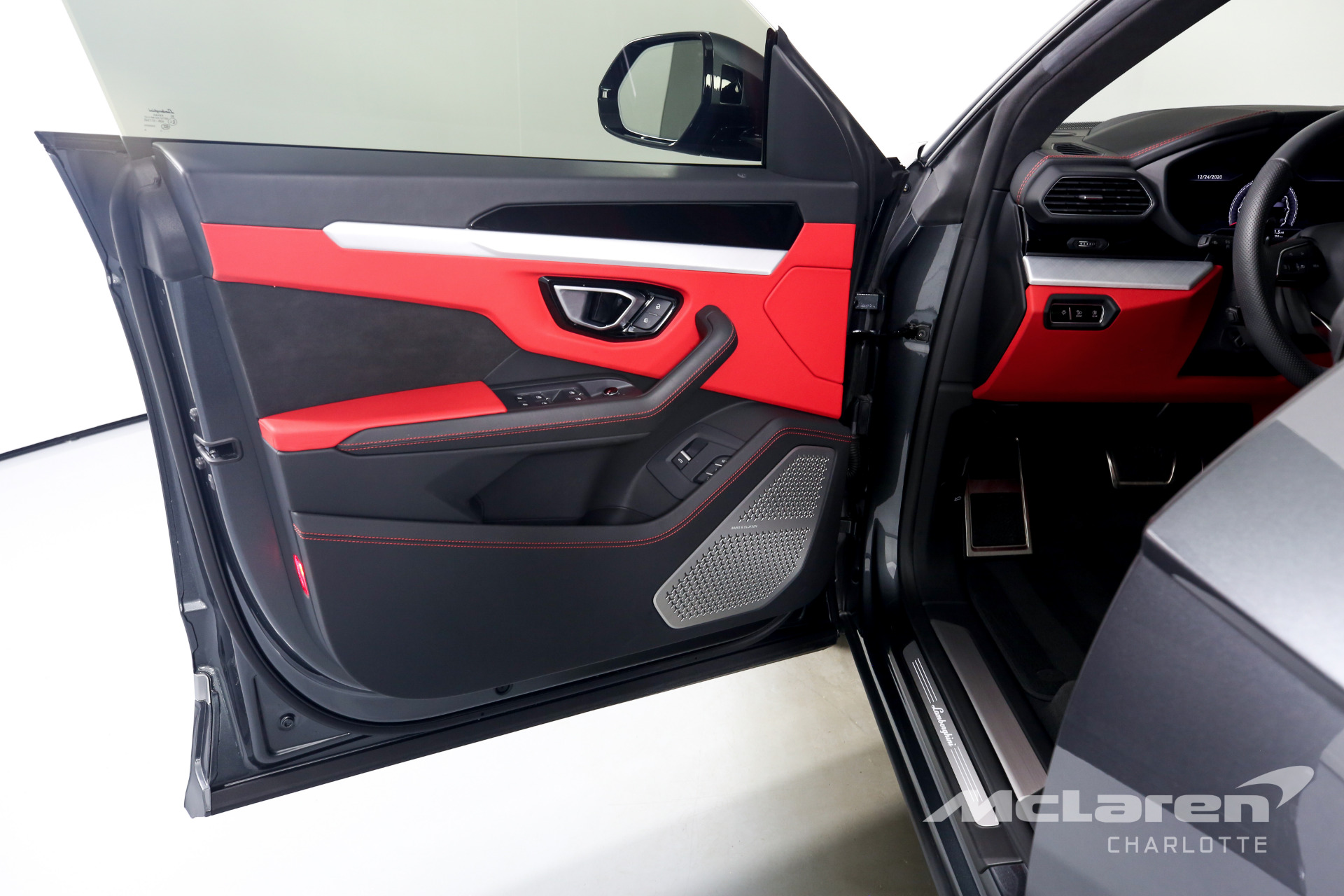 Used 2019 Lamborghini Urus | Charlotte, NC