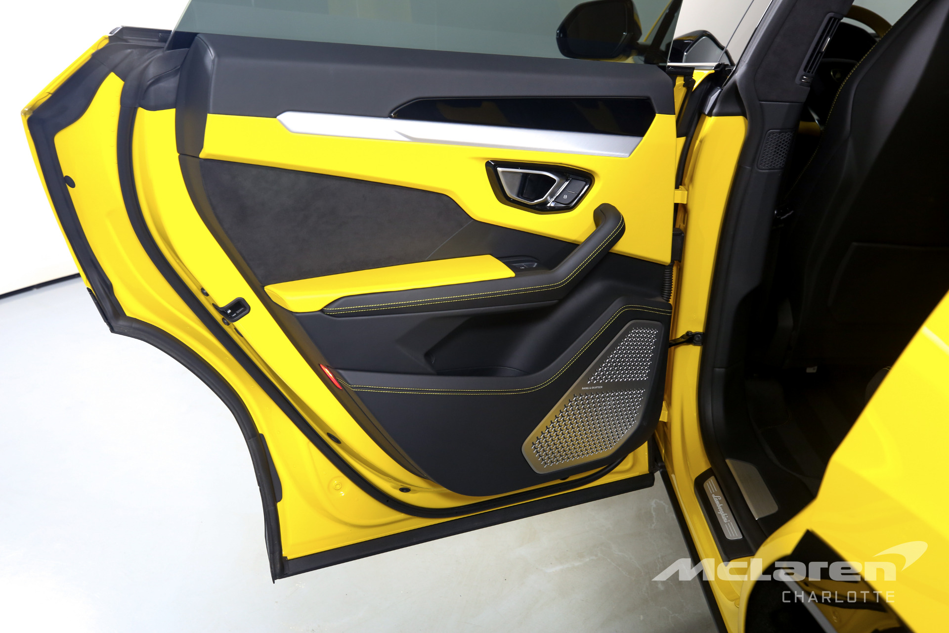 Used 2019 LAMBORGHINI URUS | Charlotte, NC