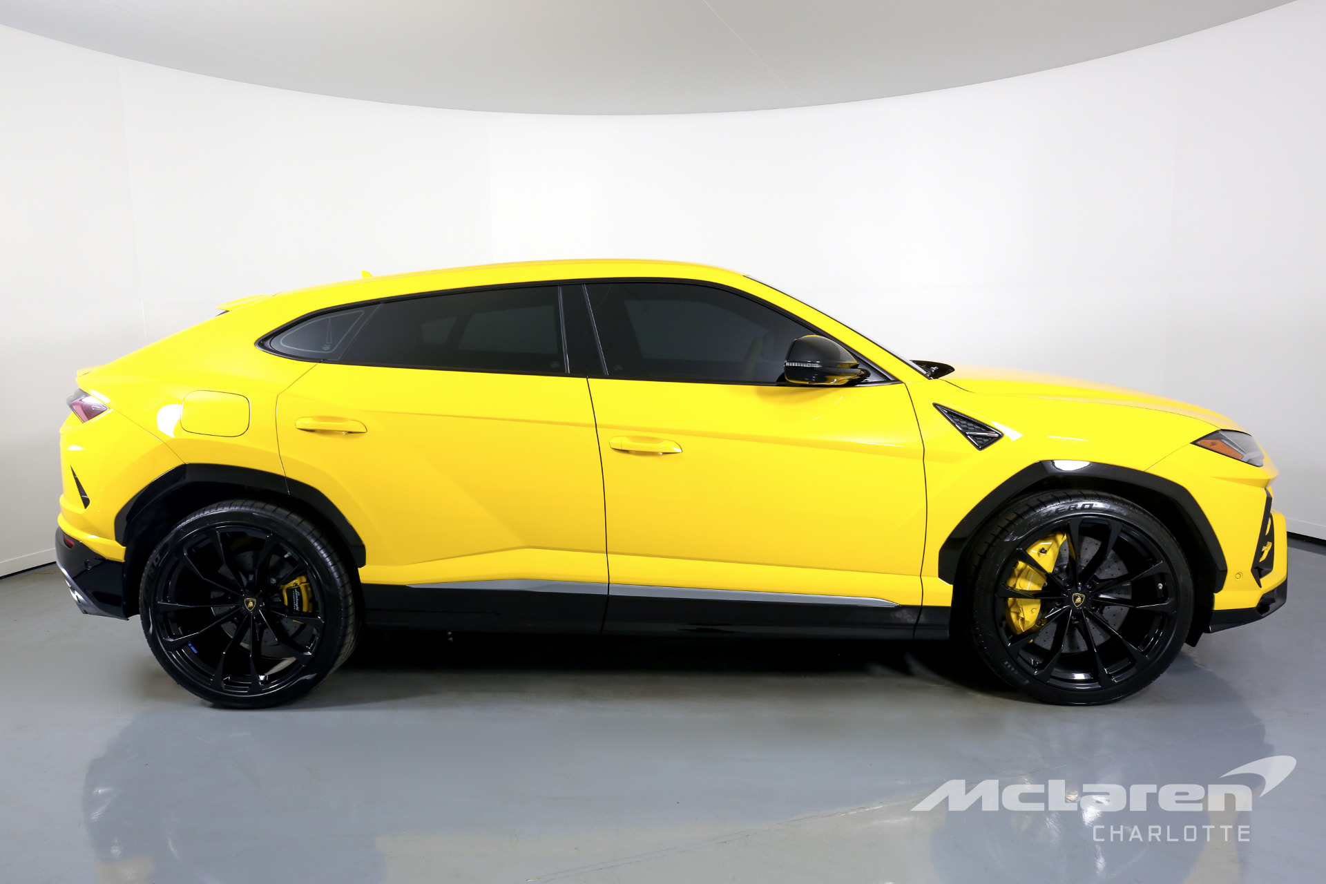 Used 2019 LAMBORGHINI URUS | Charlotte, NC