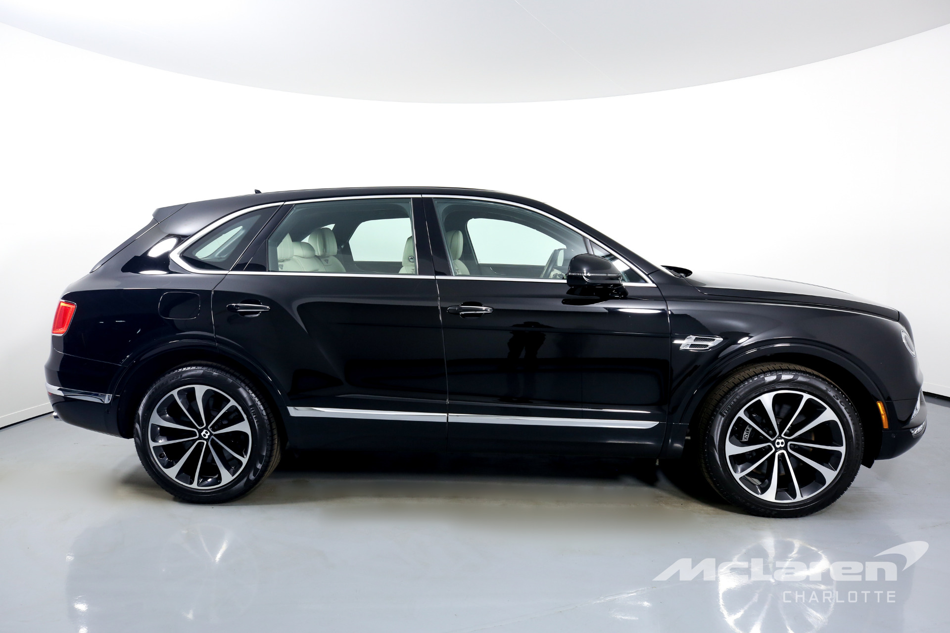 Used 2018 Bentley Bentayga Onyx Edition | Charlotte, NC