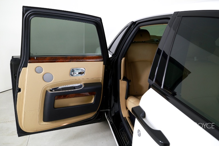 Used-2014-Rolls-Royce-Ghost