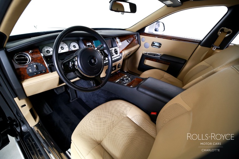Used-2014-Rolls-Royce-Ghost