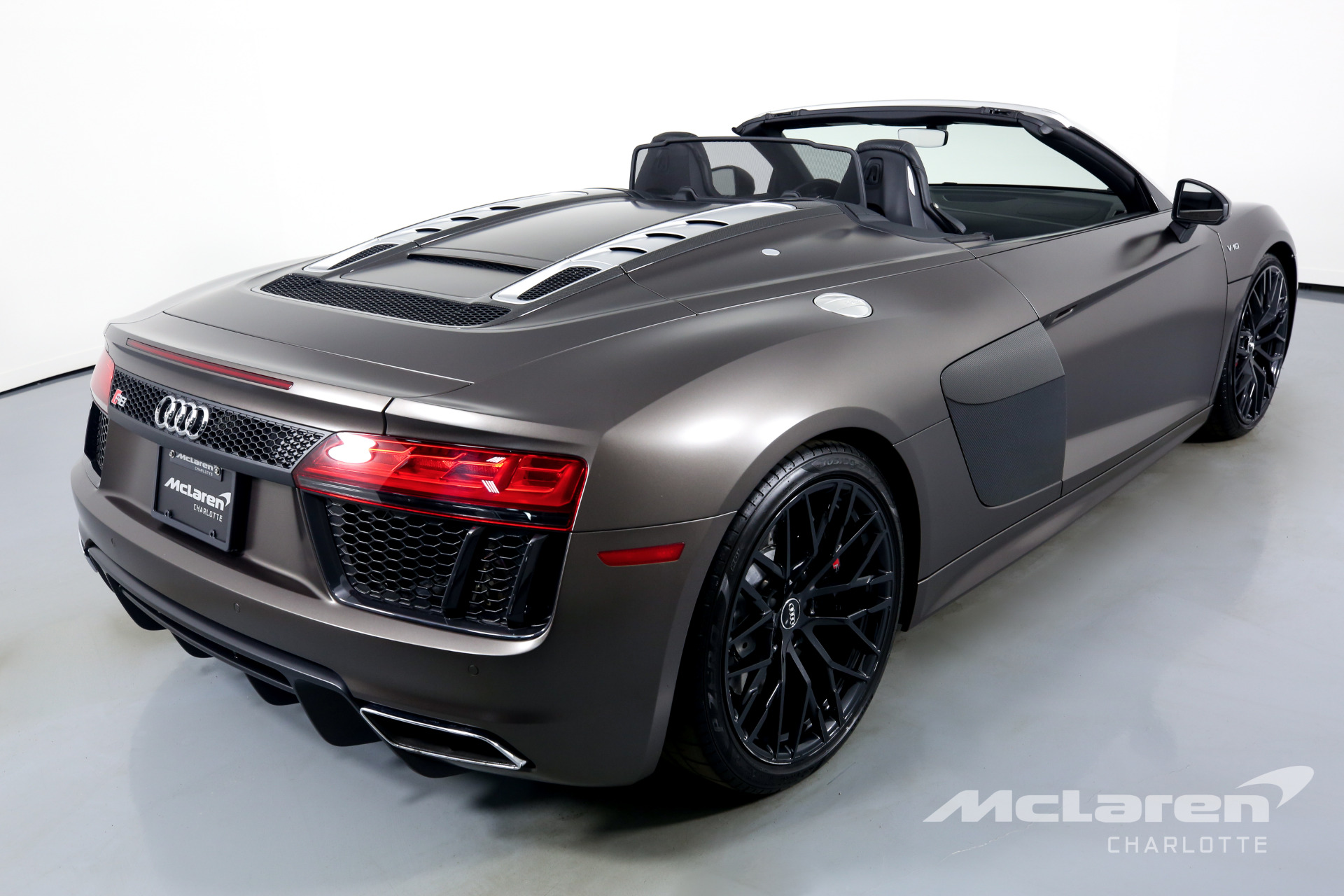 Used 2017 Audi R8 5.2 quattro V10 Spyder | Charlotte, NC