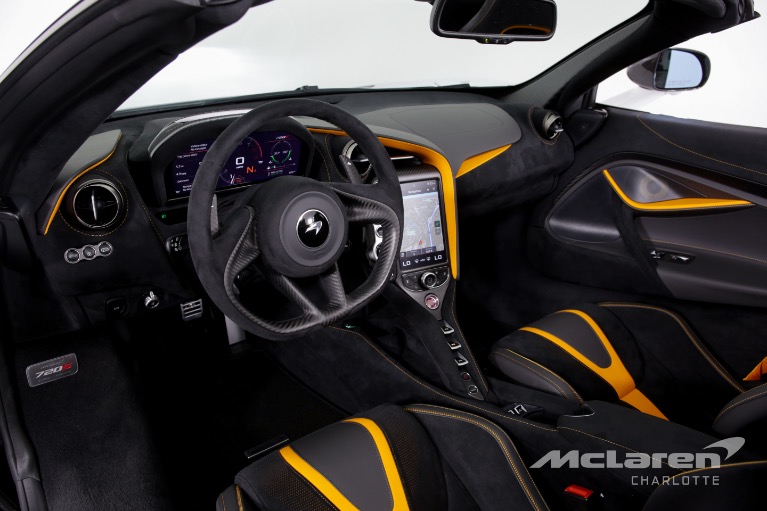 New-2020-MCLAREN-720S-SPIDER-Performance