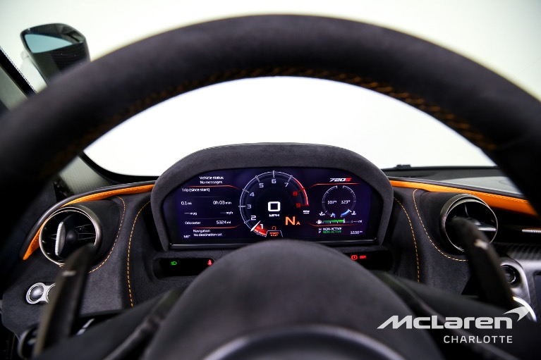 Used-2020-MCLAREN-720S-SPIDER-Performance