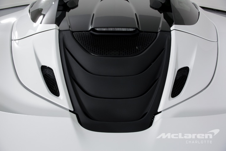 New-2020-MCLAREN-720S-SPIDER-Performance