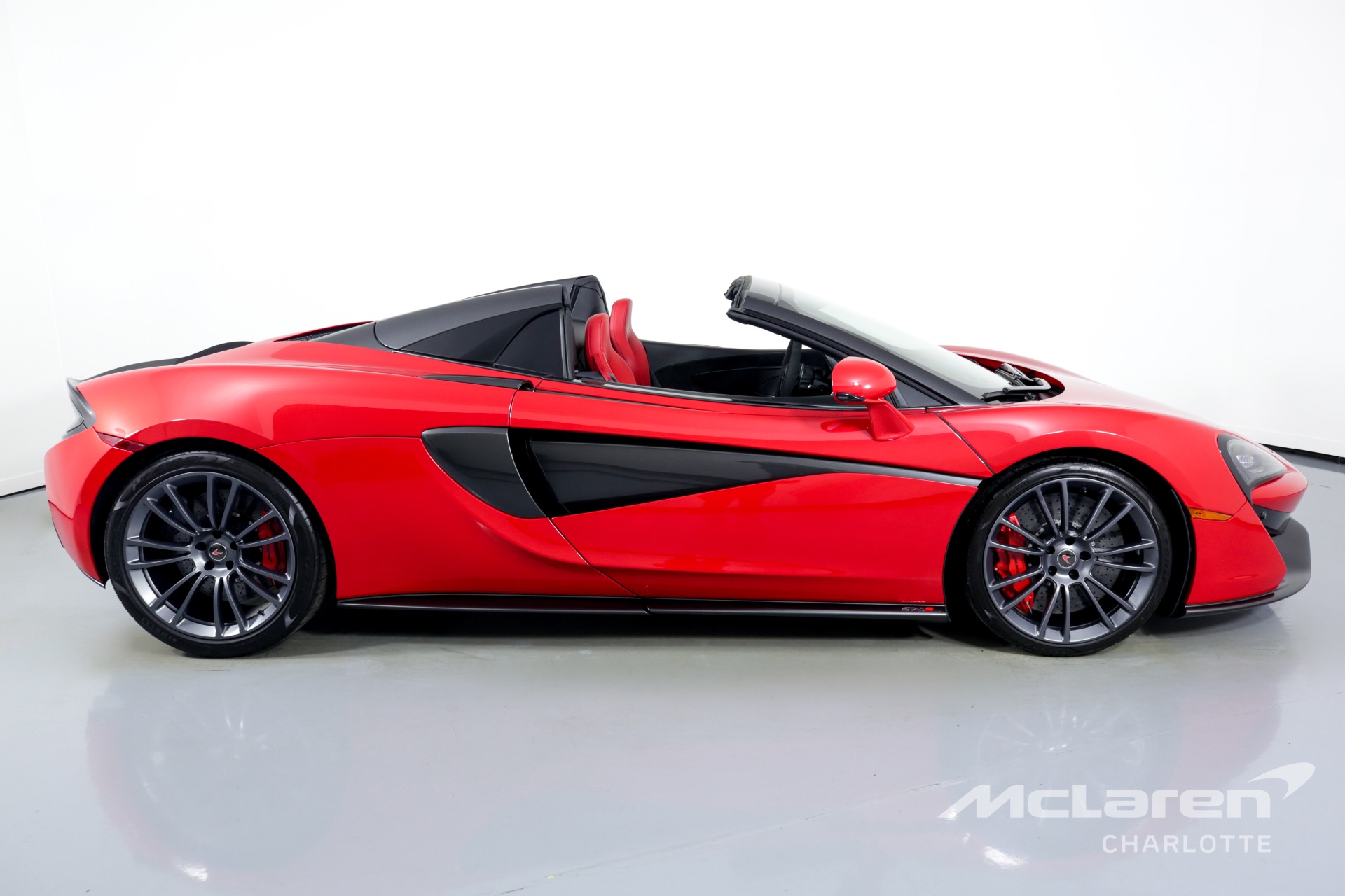 Used 2018 McLaren 570S Spider | Charlotte, NC
