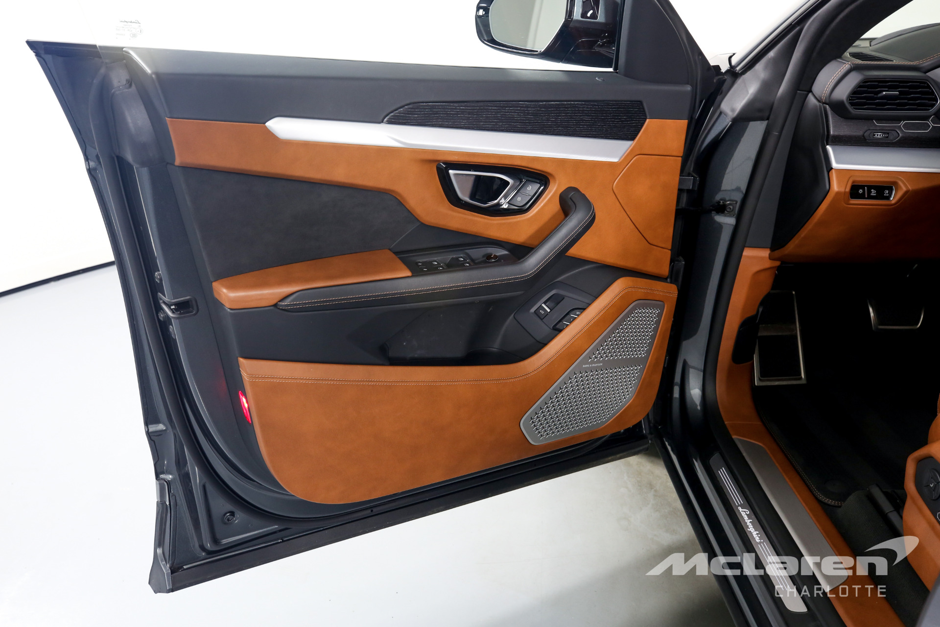 Used 2019 Lamborghini Urus | Charlotte, NC