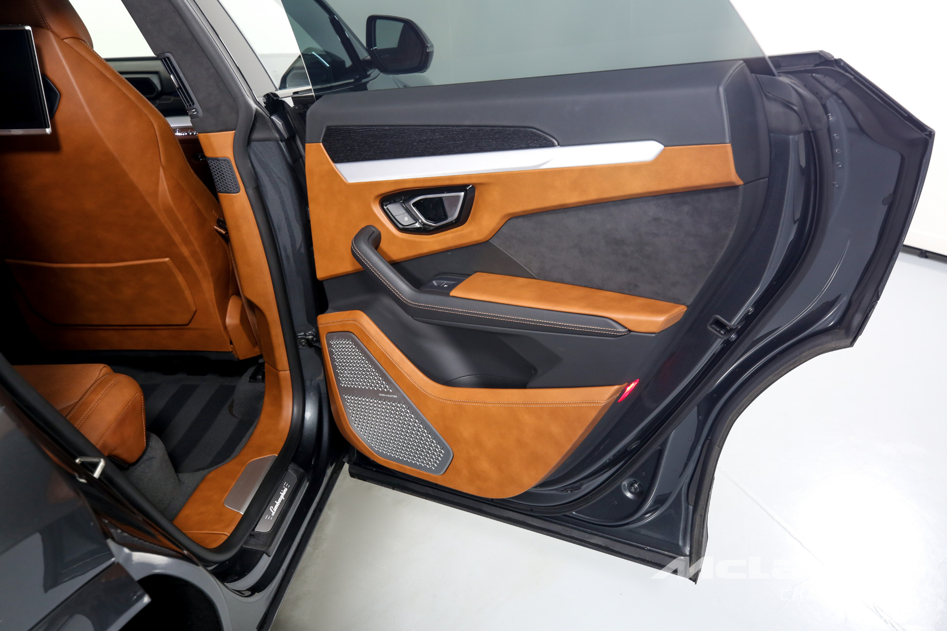 Used 2019 Lamborghini Urus | Charlotte, NC