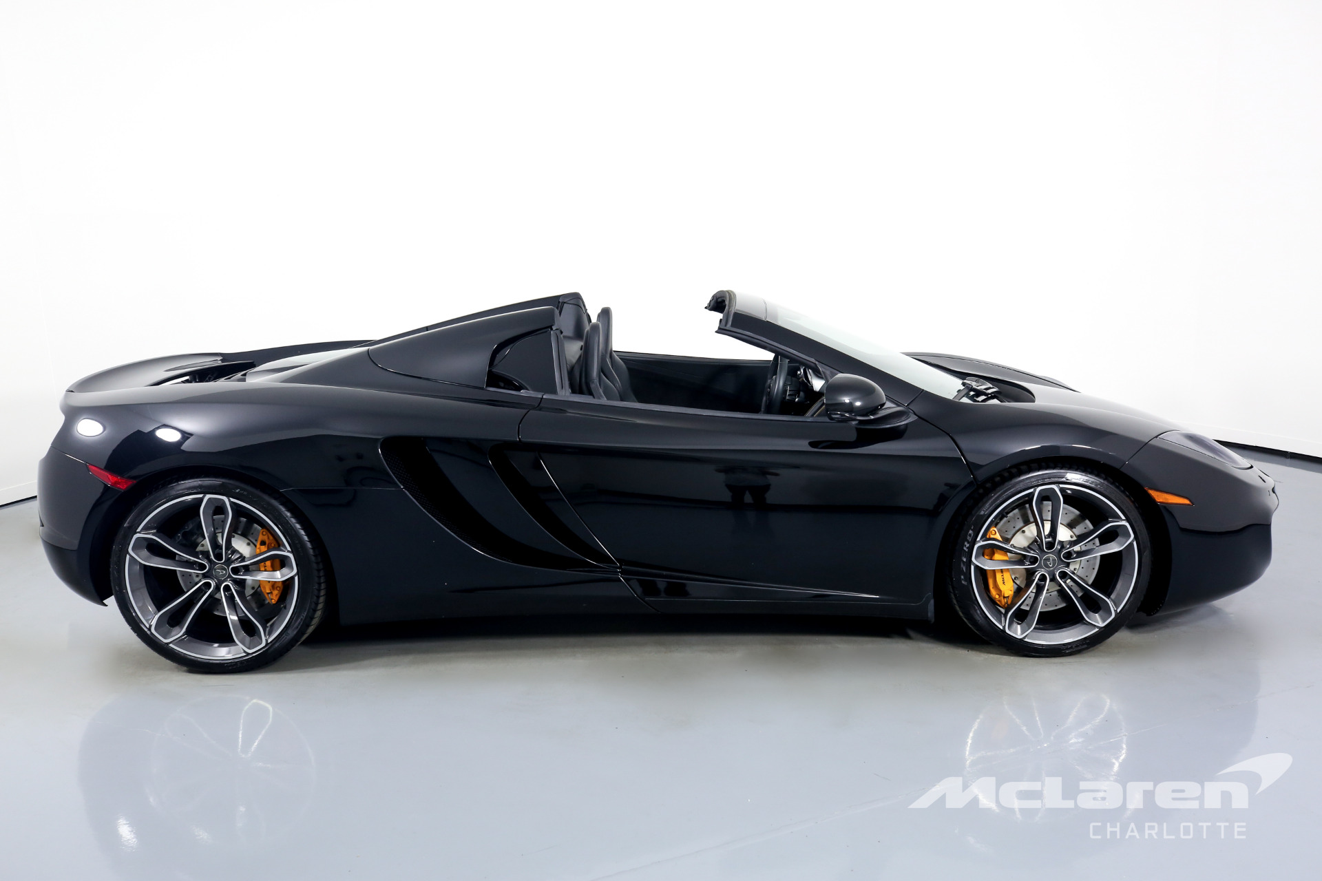 Used 2014 McLaren MP4-12C Spider | Charlotte, NC