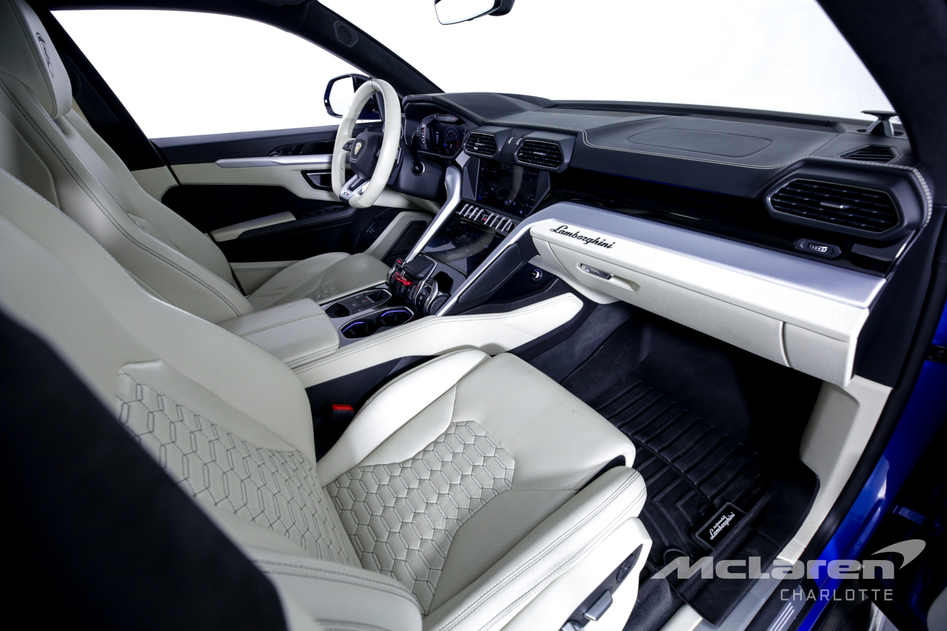 Used 2019 LAMBORGHINI URUS | Charlotte, NC