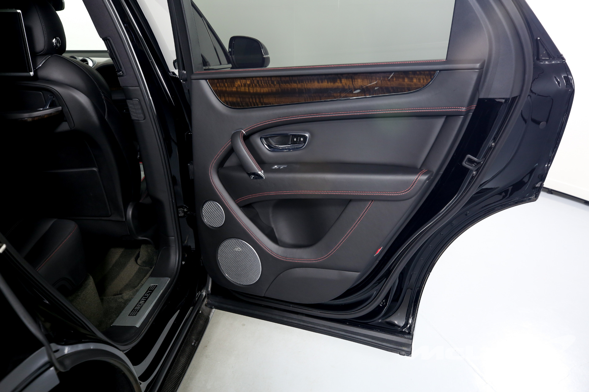 Used 2018 Bentley Bentayga Black Edition | Charlotte, NC